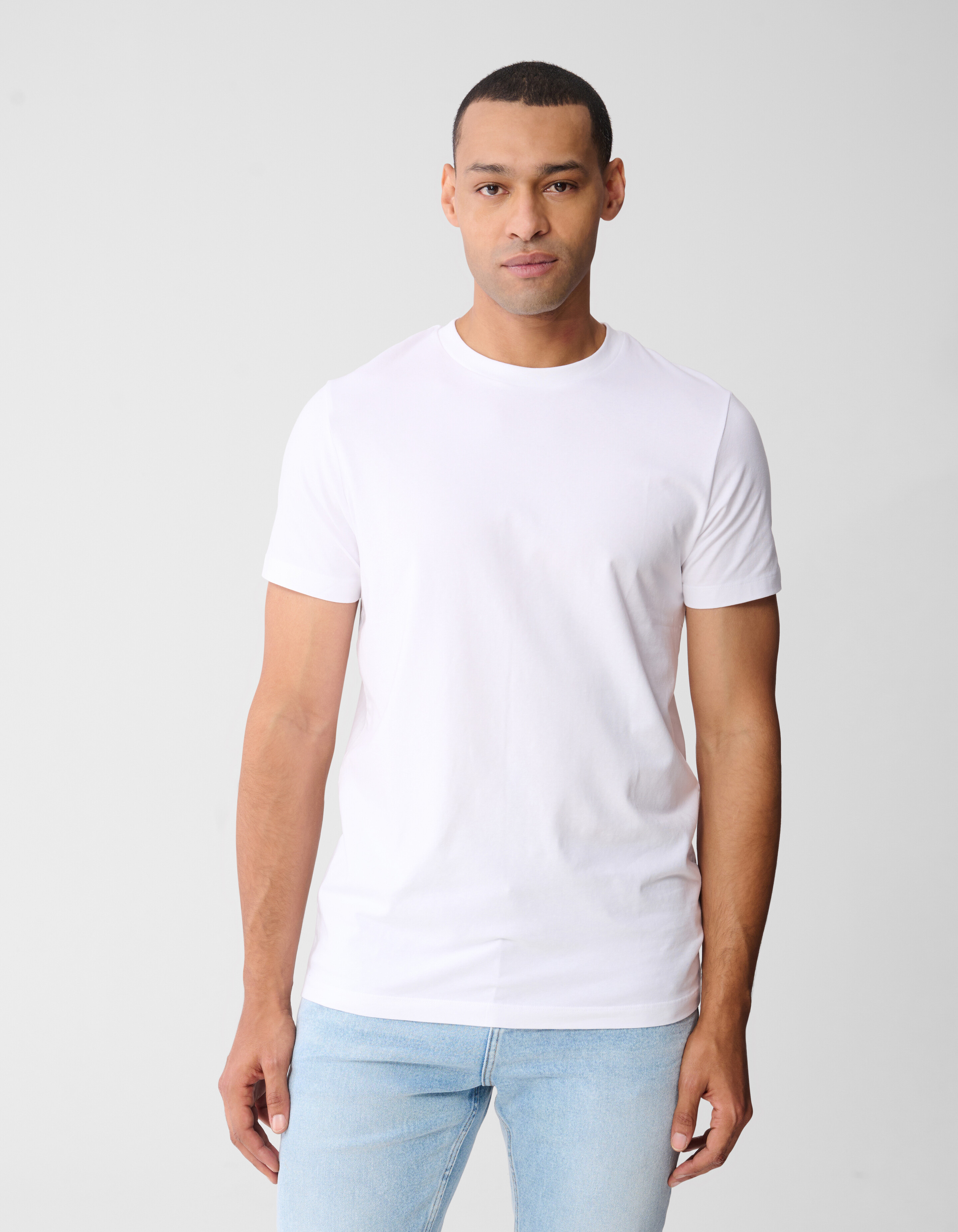 Basic-T-Shirt Wei&szlig; SHOEBY MEN