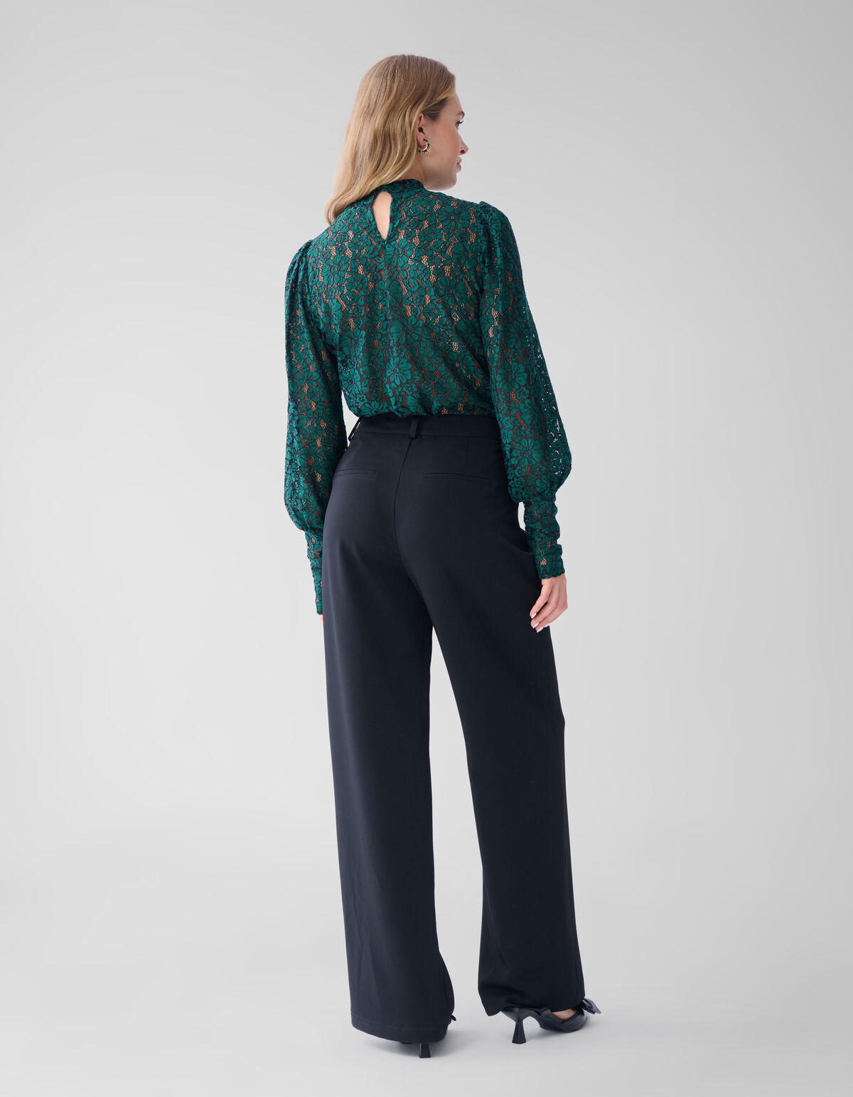 Two Tone Lace Top Dunkelgrün SHOEBY WOMEN