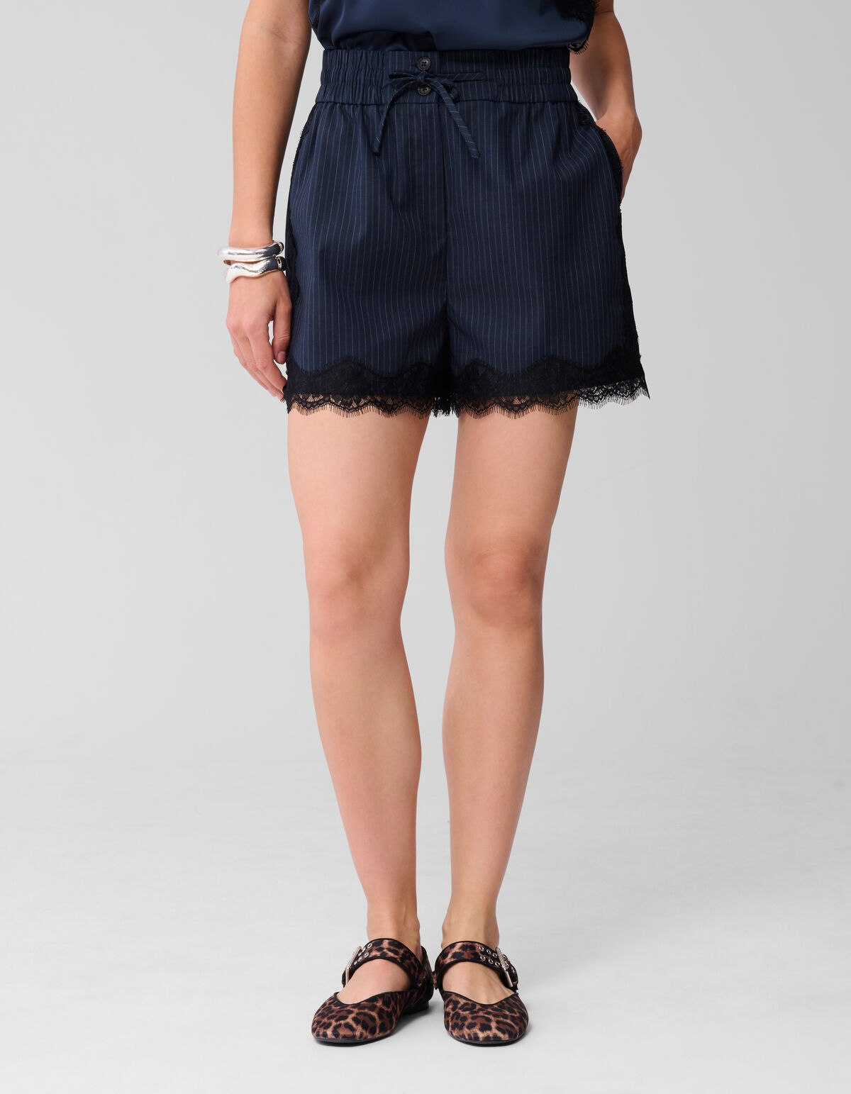 Gestreifte Shorts dunkelblau SHOEBY WOMEN