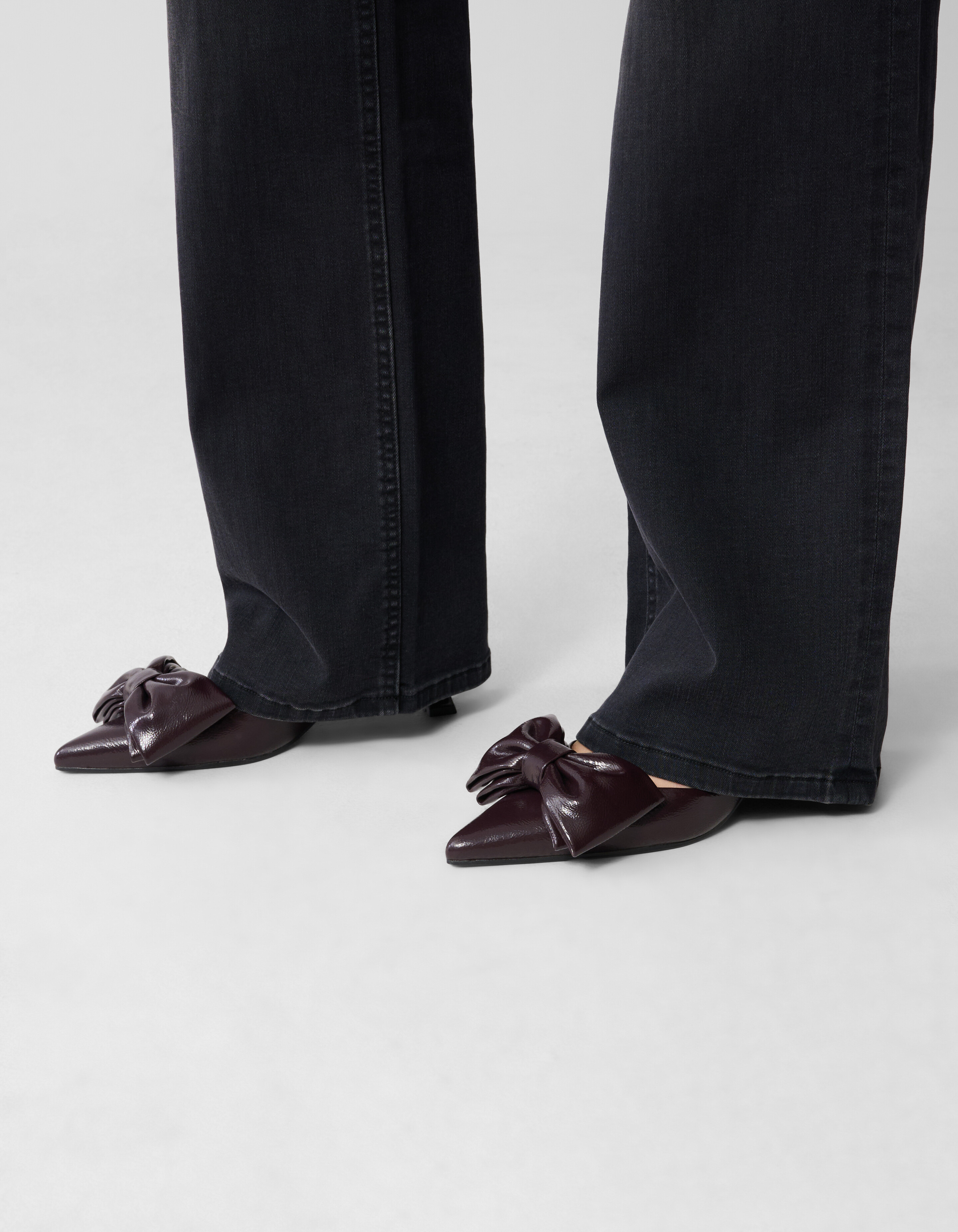 Pumps mit Schleife in Braun SHOEBY SHOES