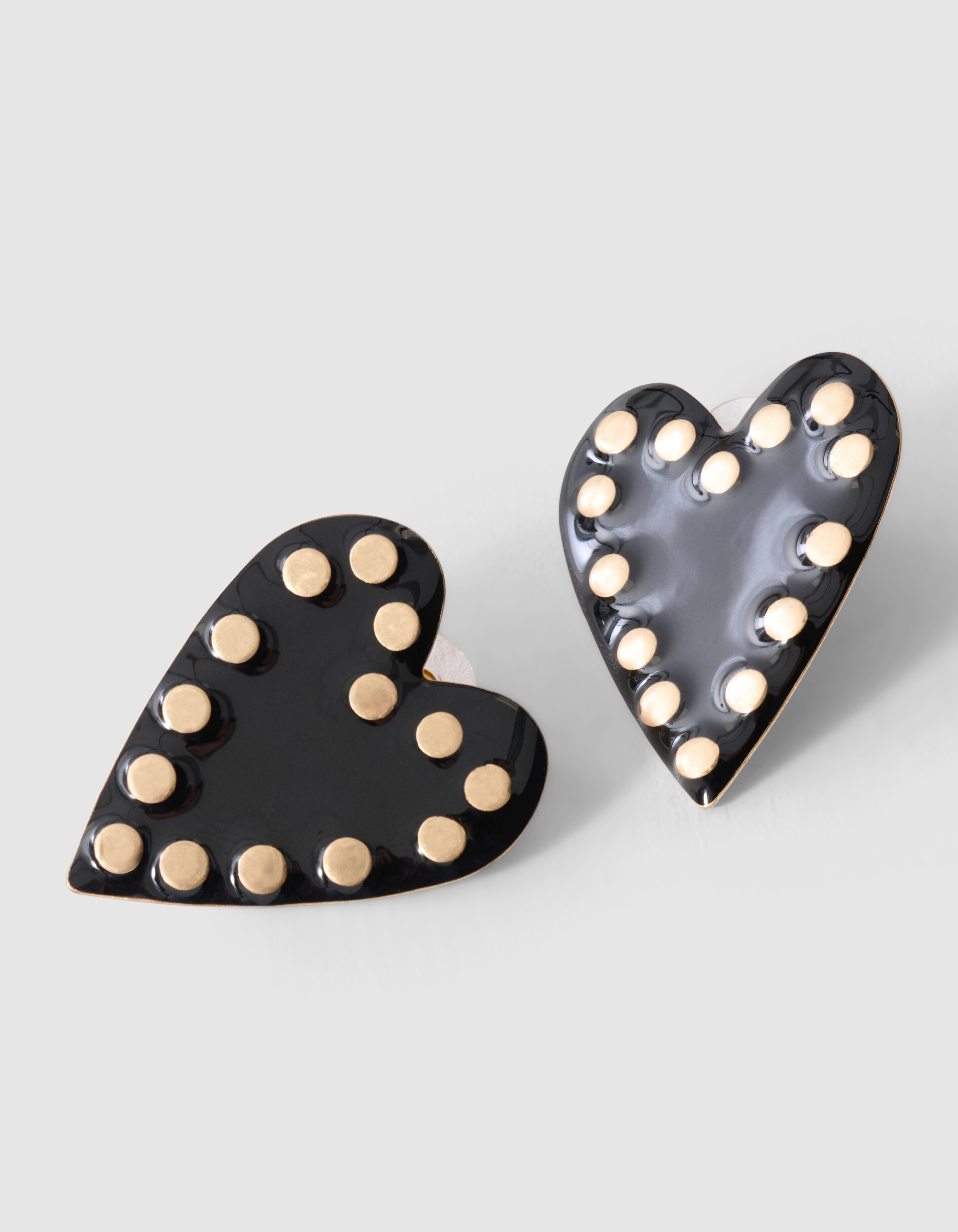 Stud Heart Ohrringe Schwarz SHOEBY ACCESSOIRES