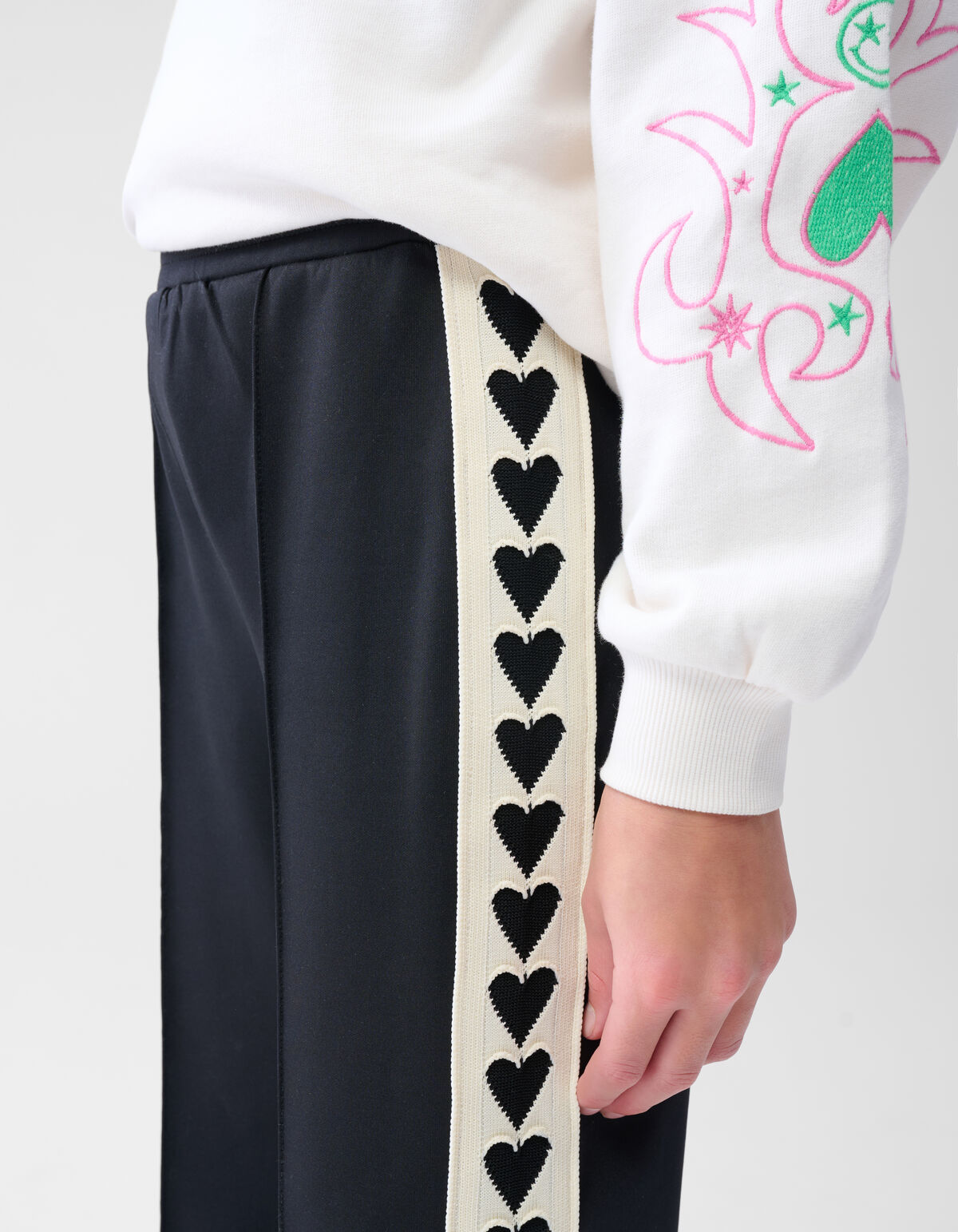 Sportliche Tape-Hose mit weitem Bein Schwar SHOEBY GIRLS