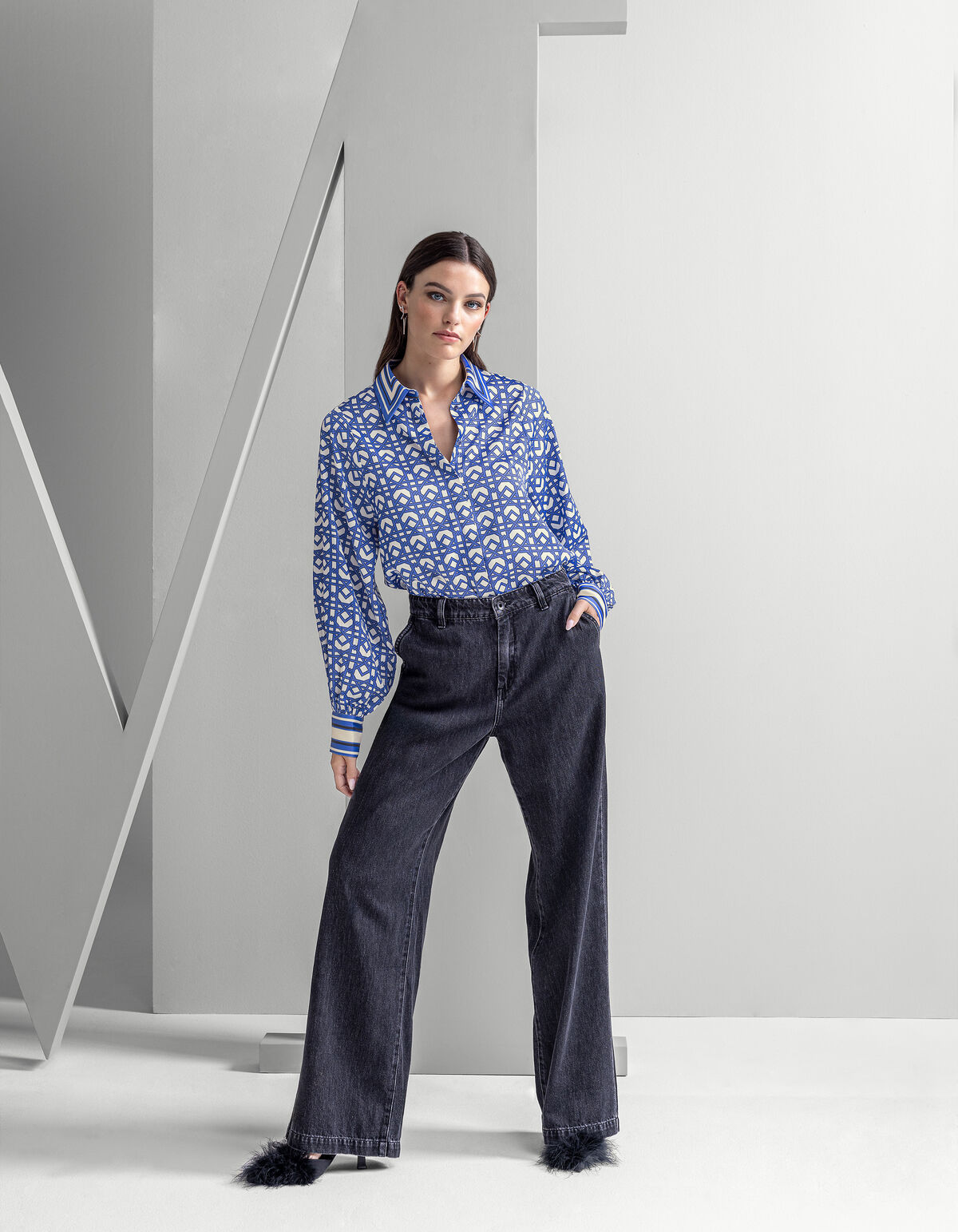 Strass Jeans mit weitem Bein Dunkelgrau L32 von Mi SHOEBY WOMEN