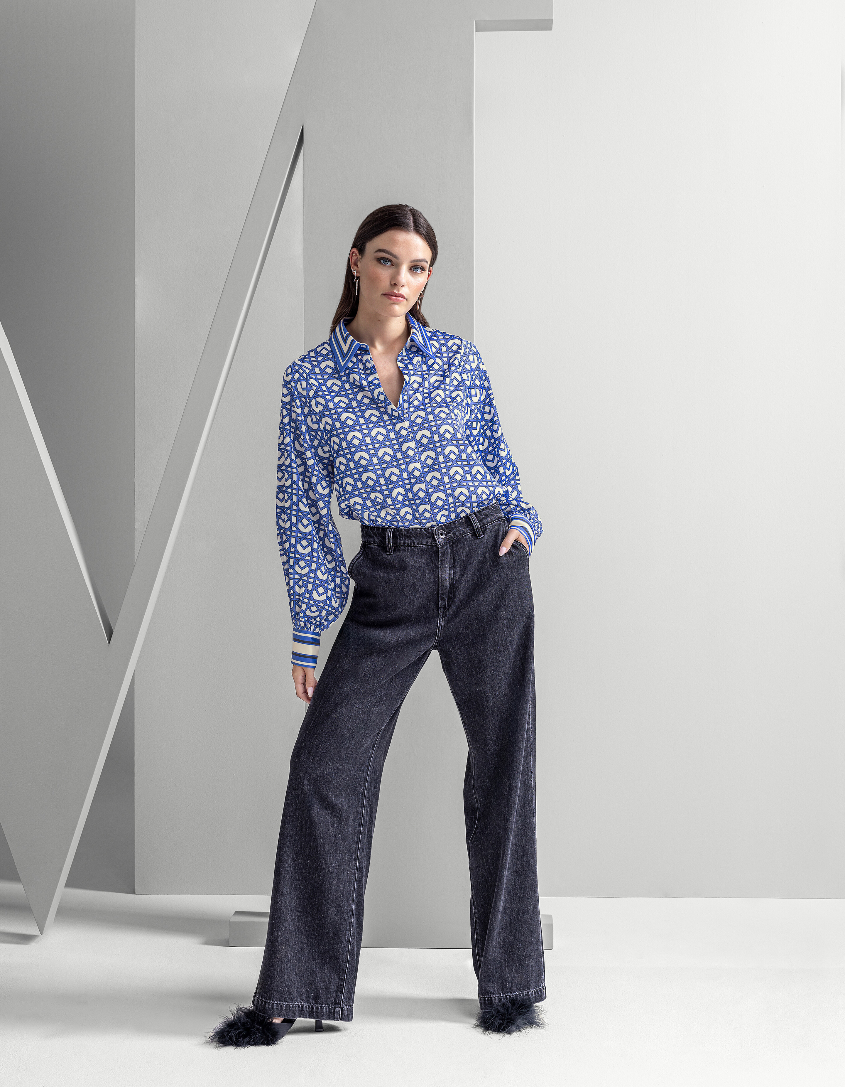 Strass Jeans mit weitem Bein Dunkelgrau L32 von Mi SHOEBY WOMEN