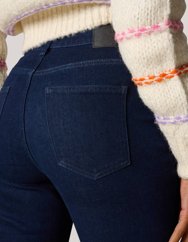 Flared Fit Jeans Dunkelblau SHOEBY WOMEN