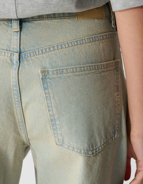 Baggy Fit Jeans Gebleicht SHOEBY WOMEN