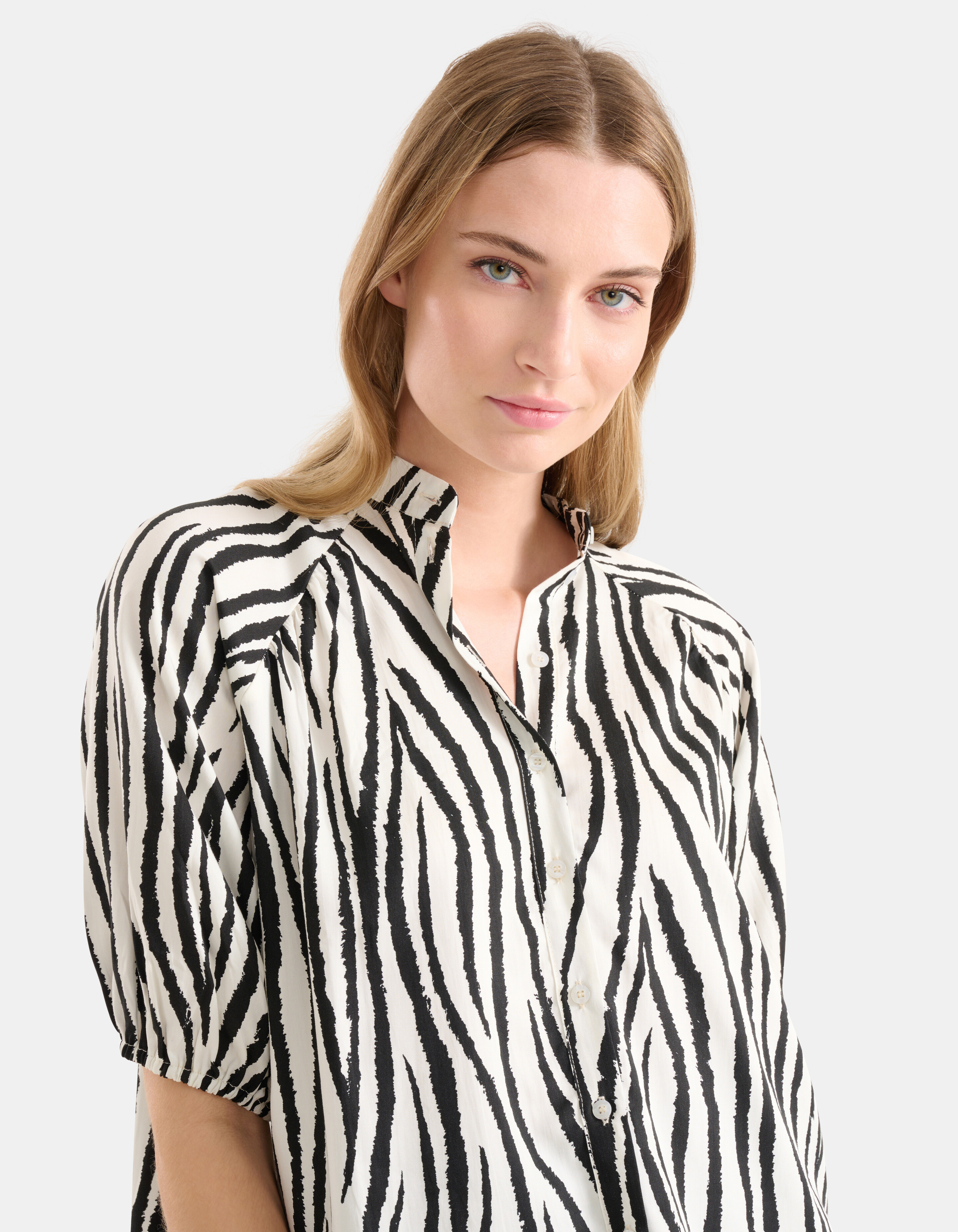 Bluse mit Zebradruck Schwarz/Weiß SHOEBY WOMEN