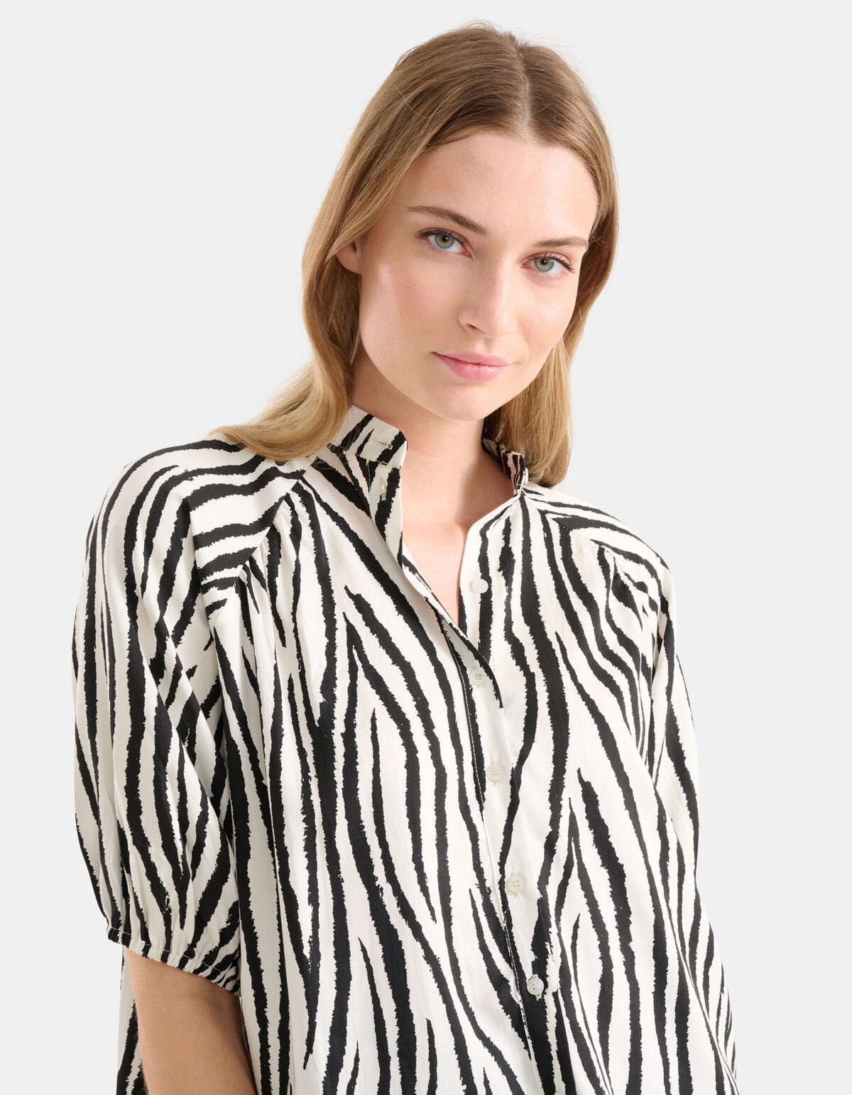 Bluse mit Zebradruck Schwarz/Weiß SHOEBY WOMEN