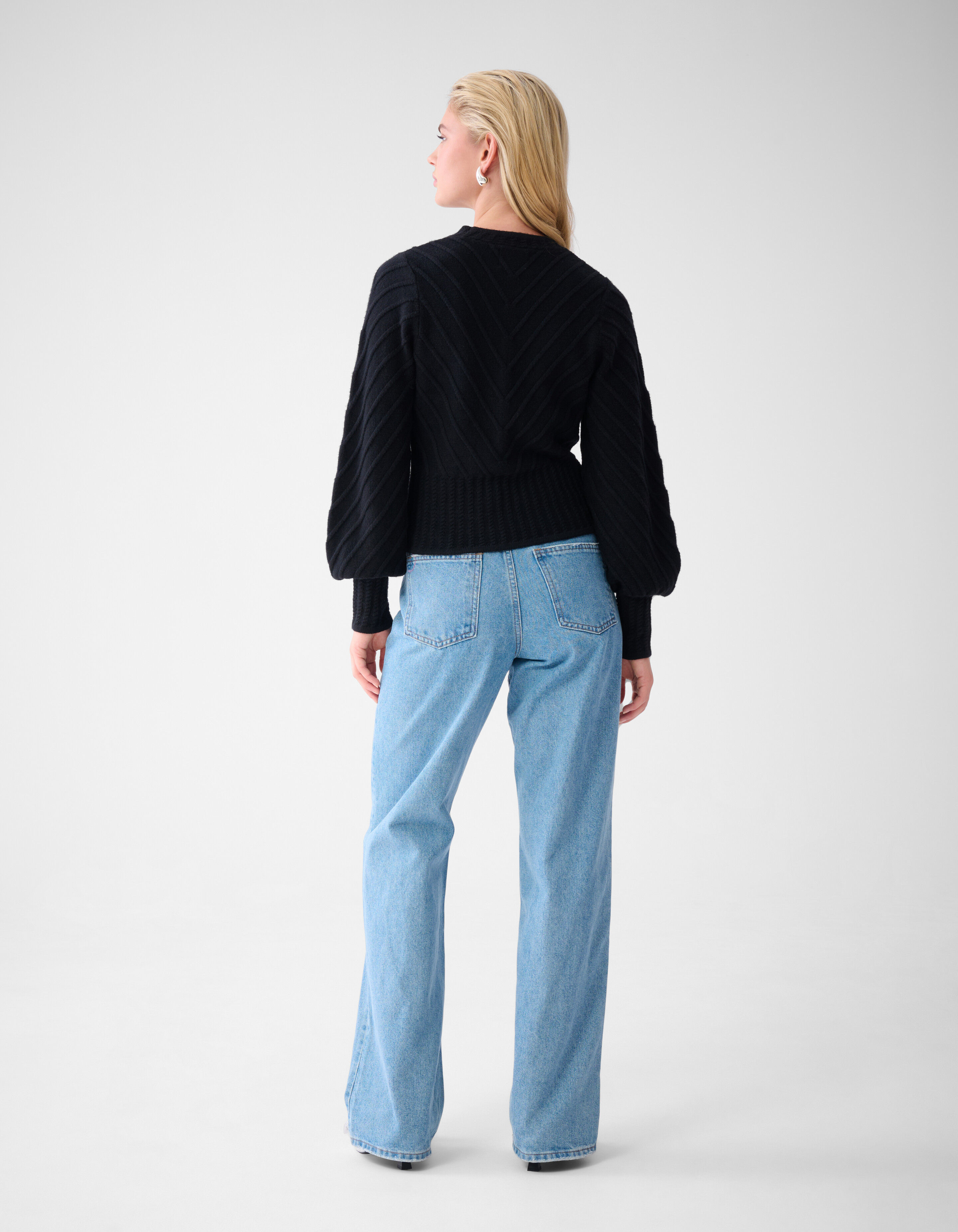 Diagonaler Pullover Schwarz SHOEBY WOMEN