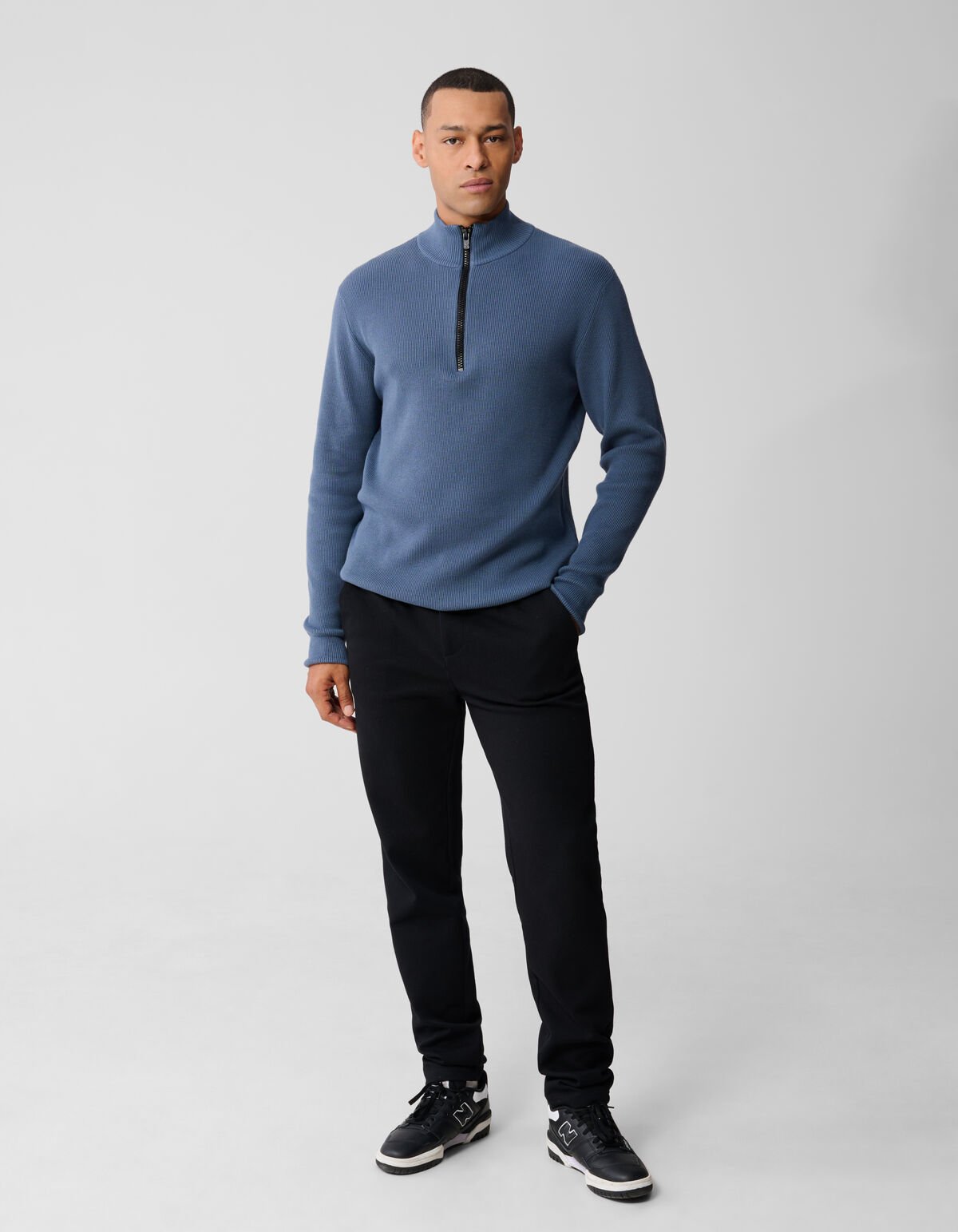 Regular Fit Hose Schwarz SHOEBY MEN