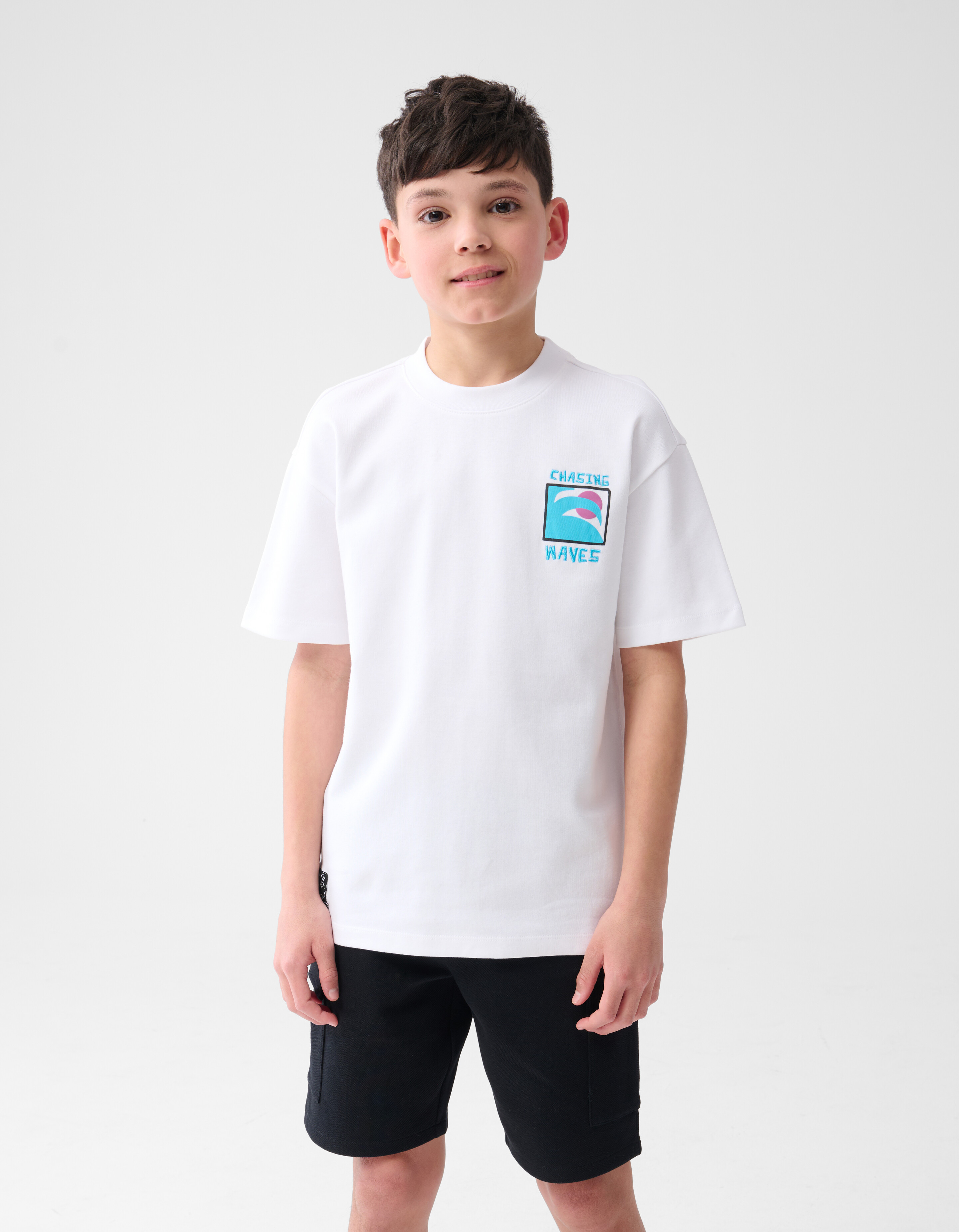 Waves Artwork T-shirt White SHOEBY BOYS