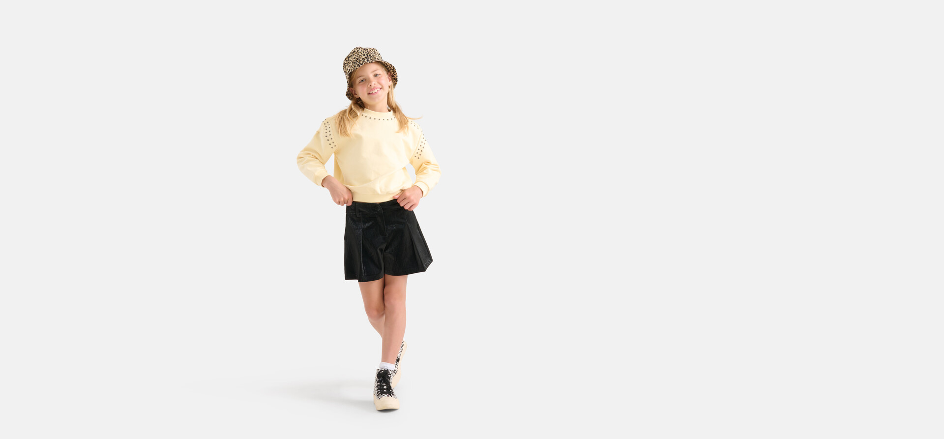 Coated Short Zwart SHOEBY GIRLS