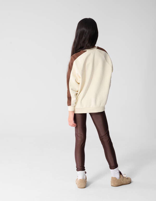 Gro&szlig;er Sportpullover in Off-White SHOEBY GIRLS