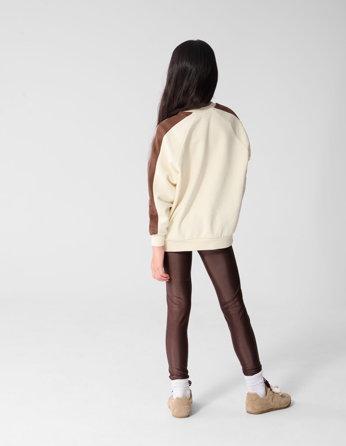Gro&szlig;er Sportpullover in Off-White SHOEBY GIRLS
