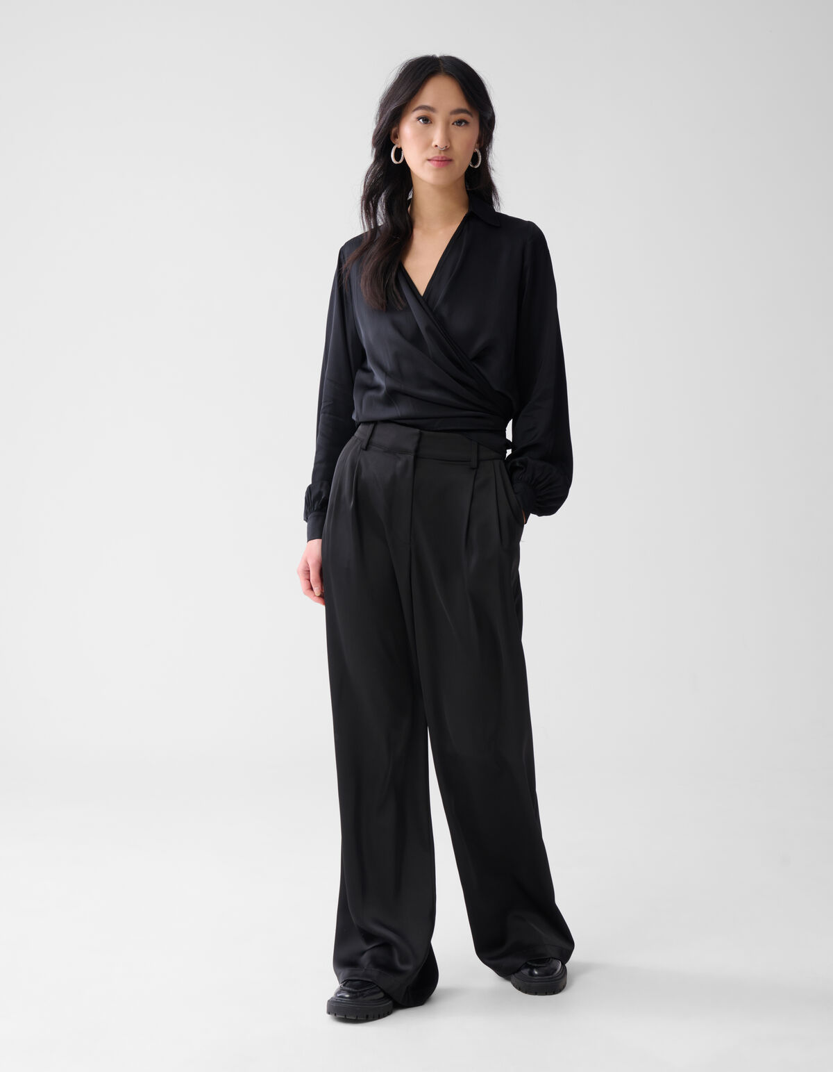 Knotenbluse Schwarz SHOEBY WOMEN