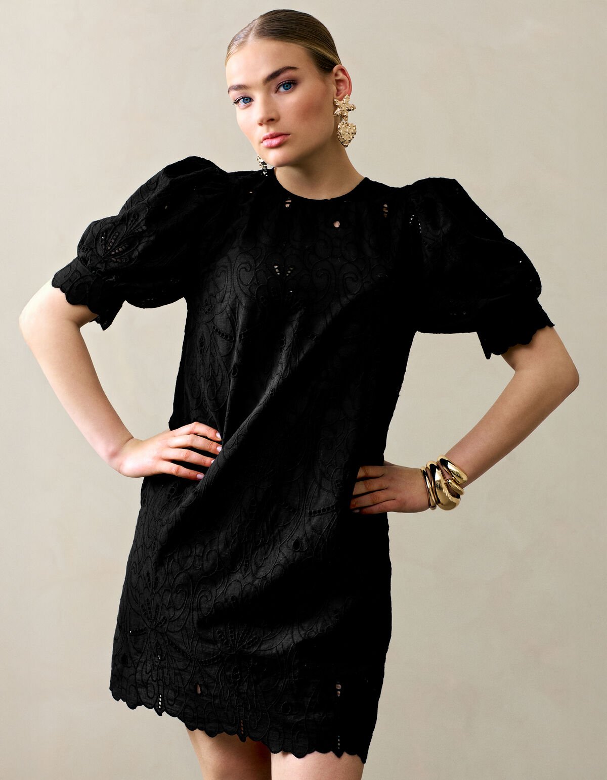 Besticktes Minikleid Schwarz SHOEBY WOMEN