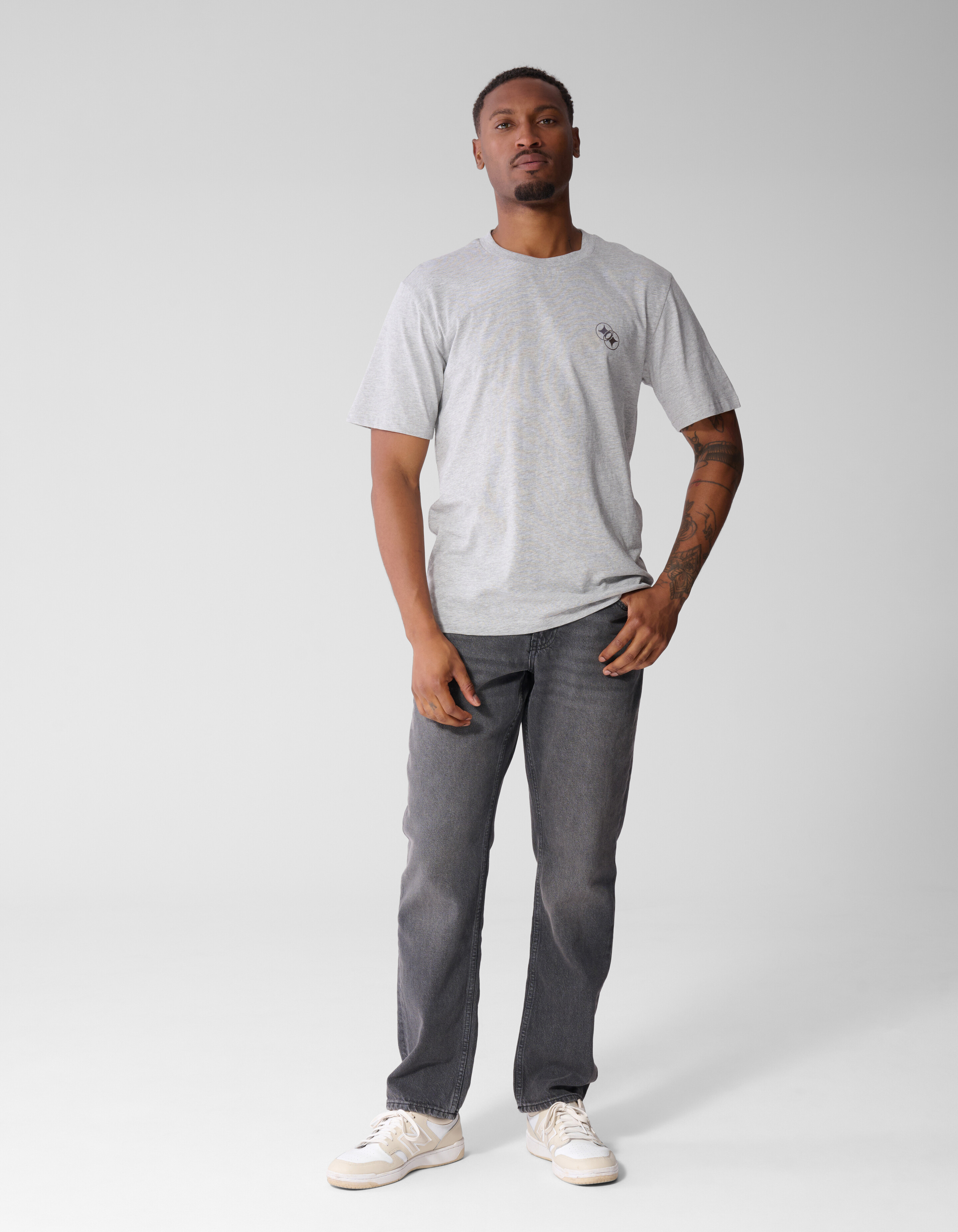 Diagonal-T-Shirt Hellgrau SHOEBY MEN