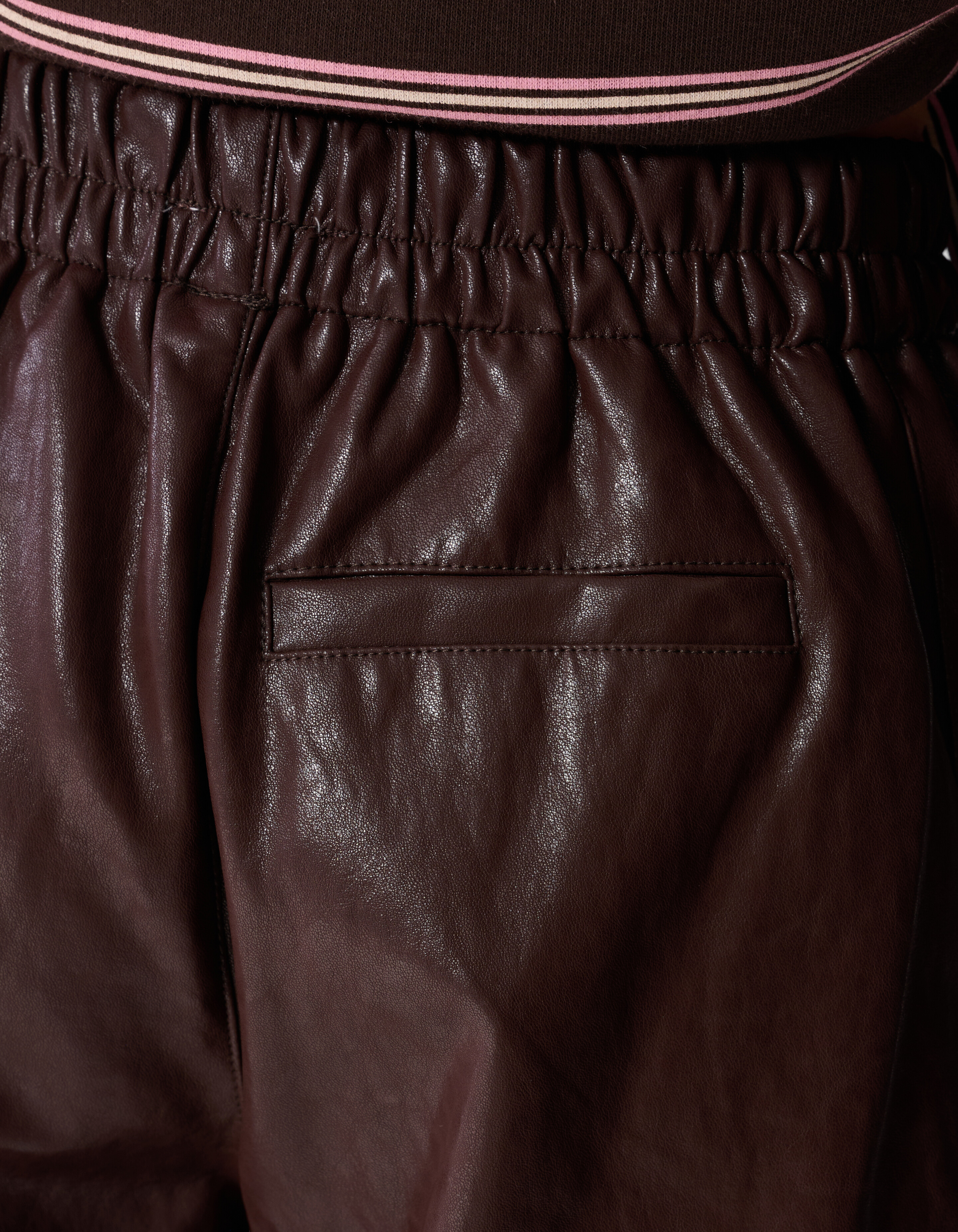 Vegane Ledershorts dunkelbraun SHOEBY GIRLS