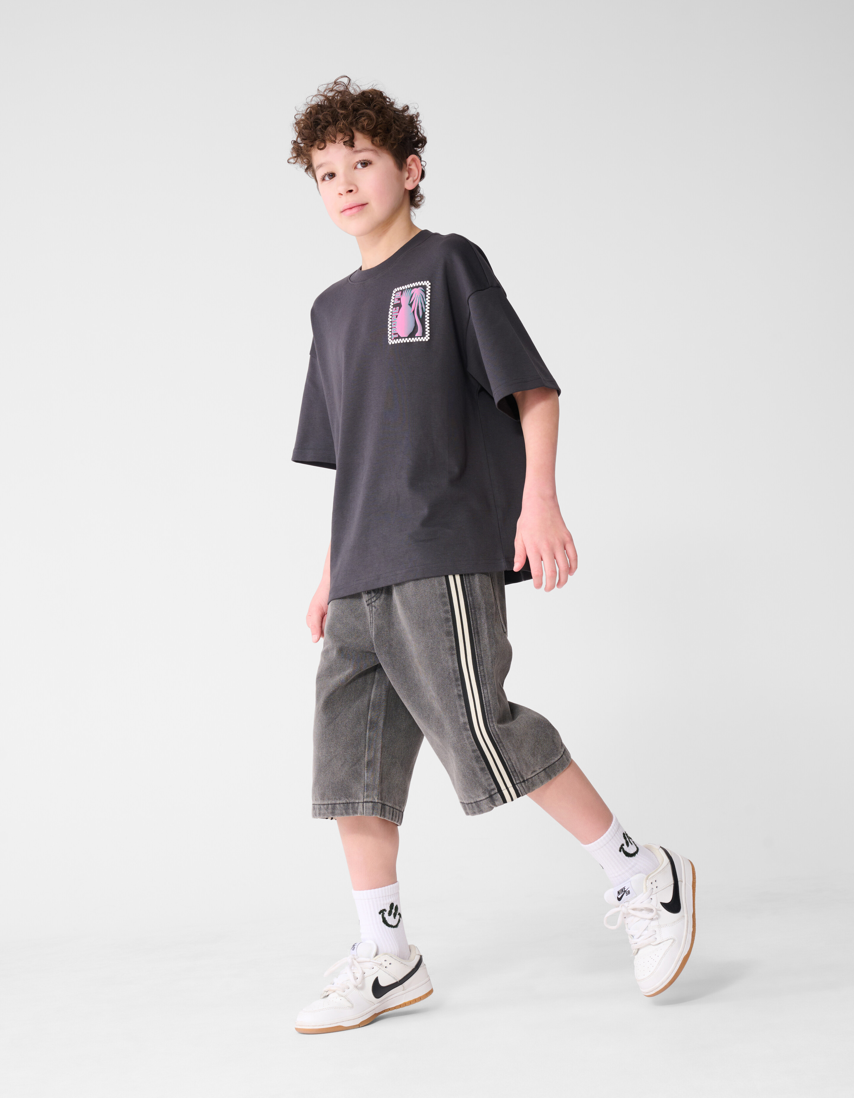 Sportliche Jeansshorts Grau SHOEBY BOYS