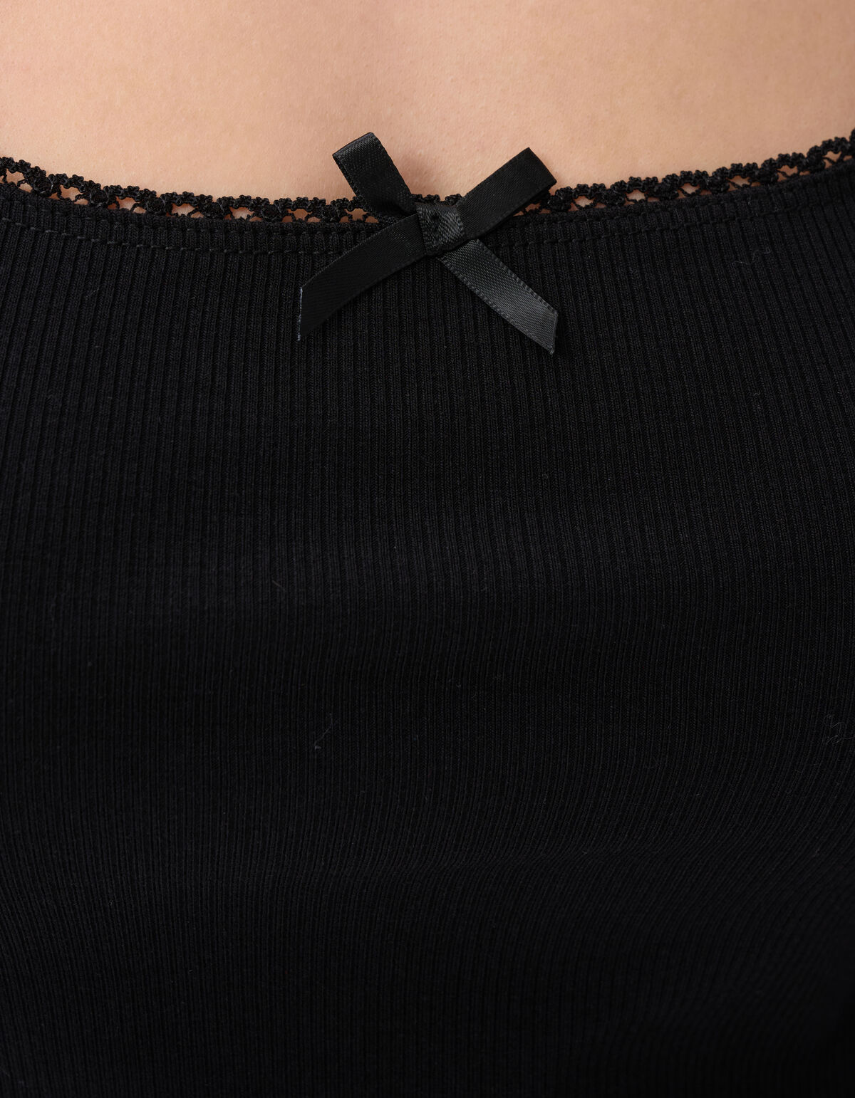 Basic Bow Top Schwarz SHOEBY WOMEN