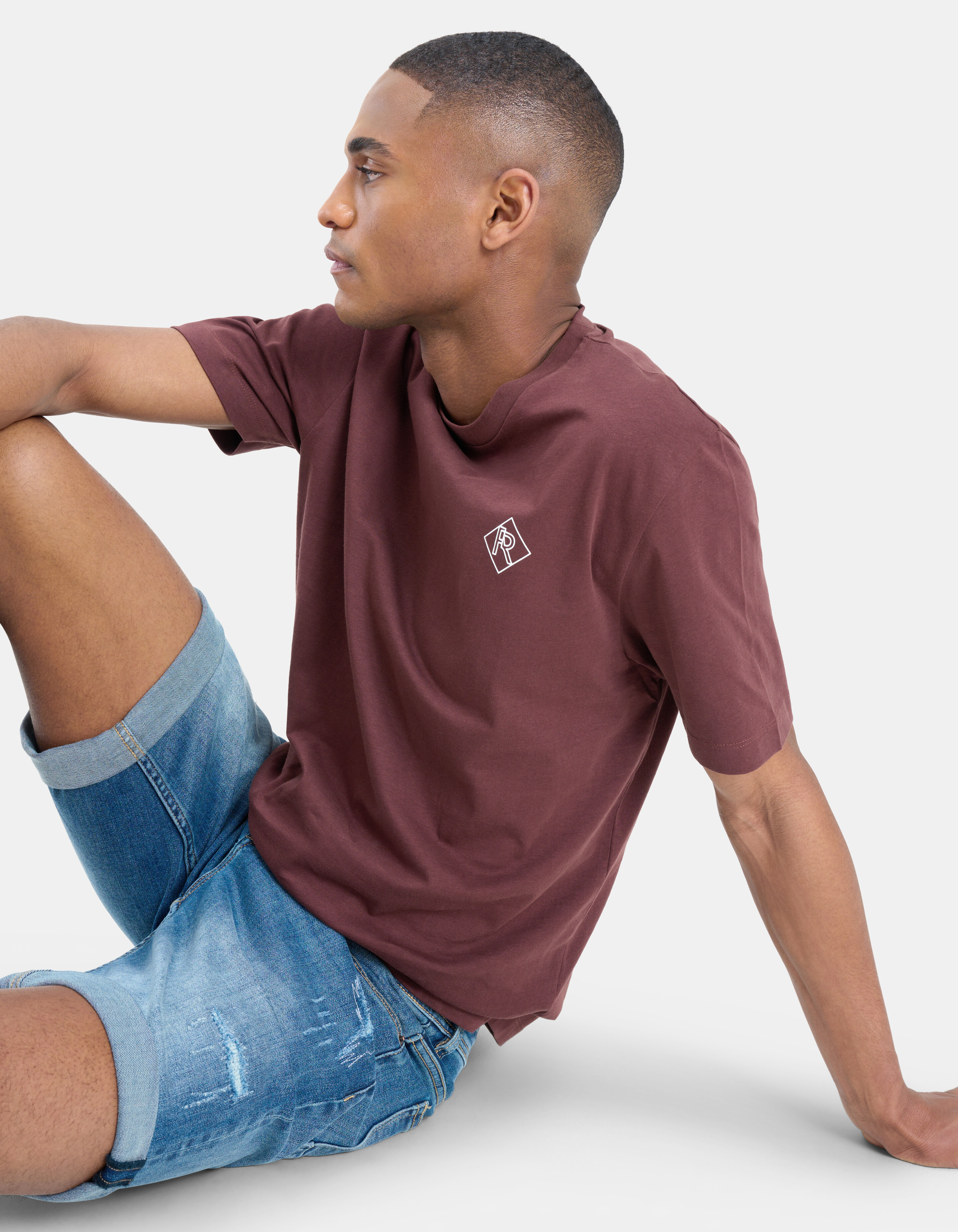 Kleiner Print T-Shirt REFILL