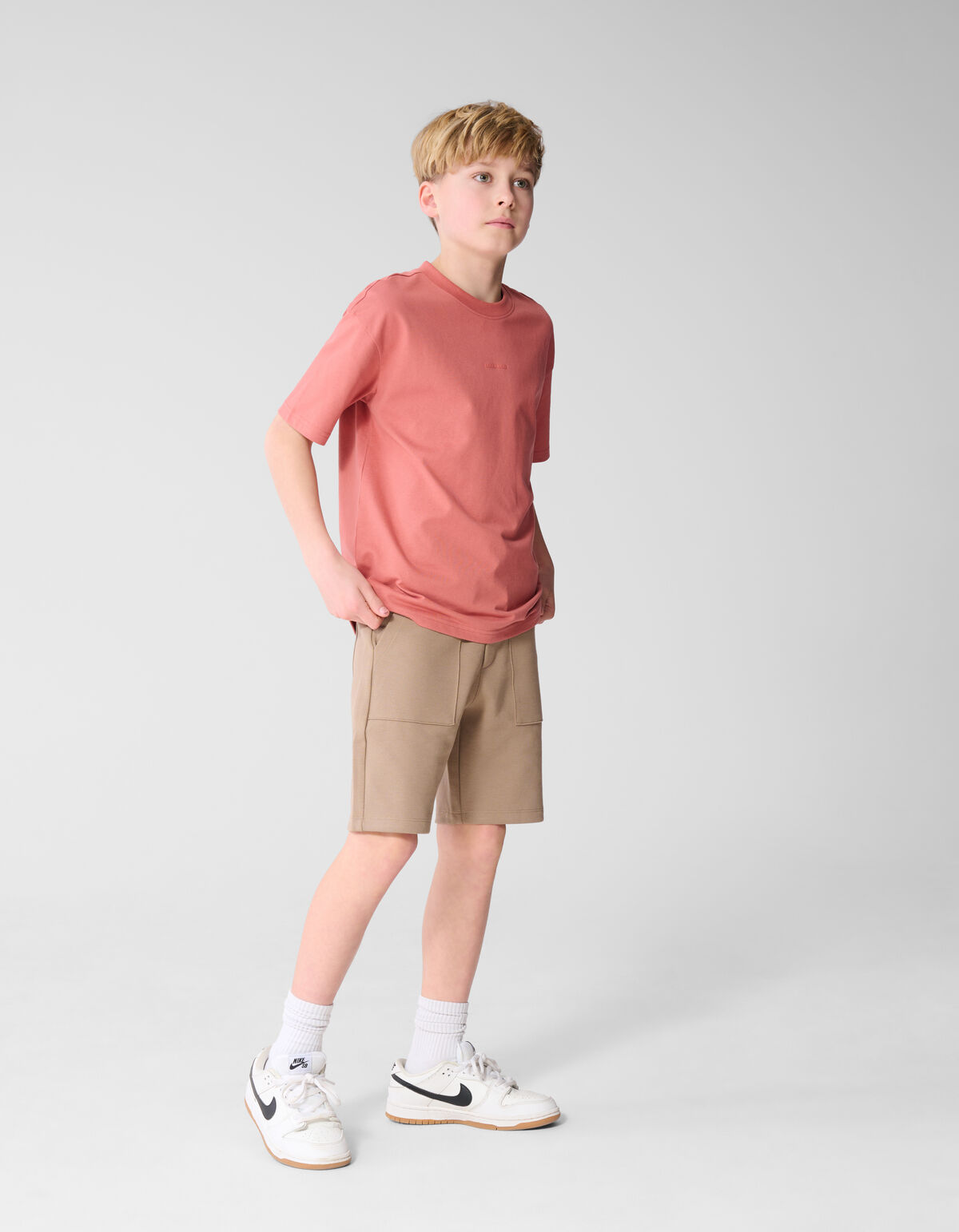 Minimal Entspanntes T-Shirt Terra SHOEBY BOYS