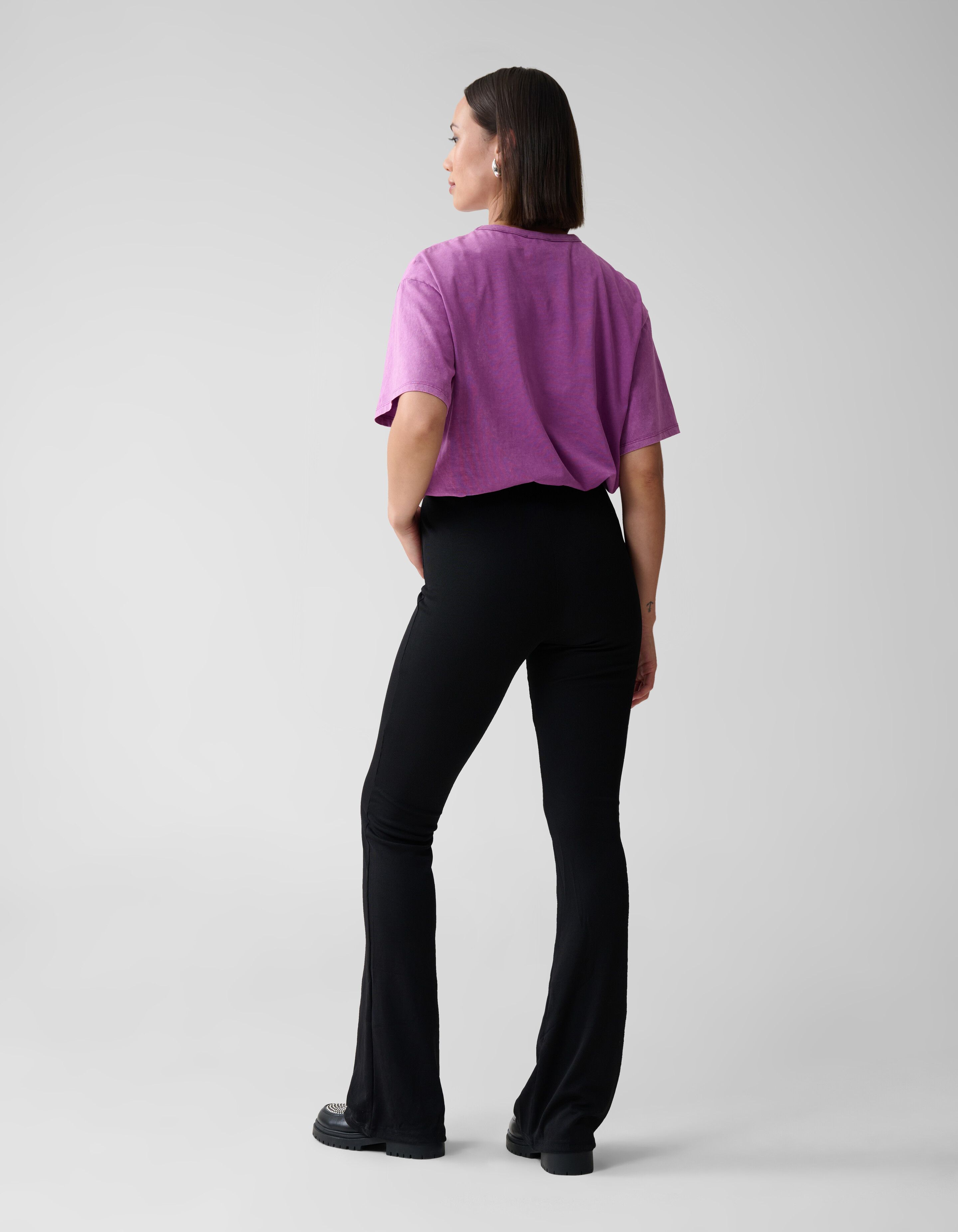 Leggings mit ausgestellter Passform Schwarz SHOEBY WOMEN