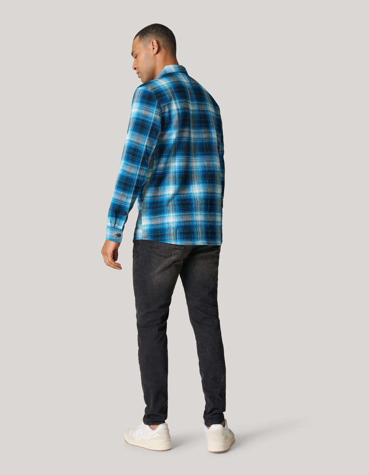 Gewaschene Tapered Jeans Schwarz L32 SHOEBY MEN