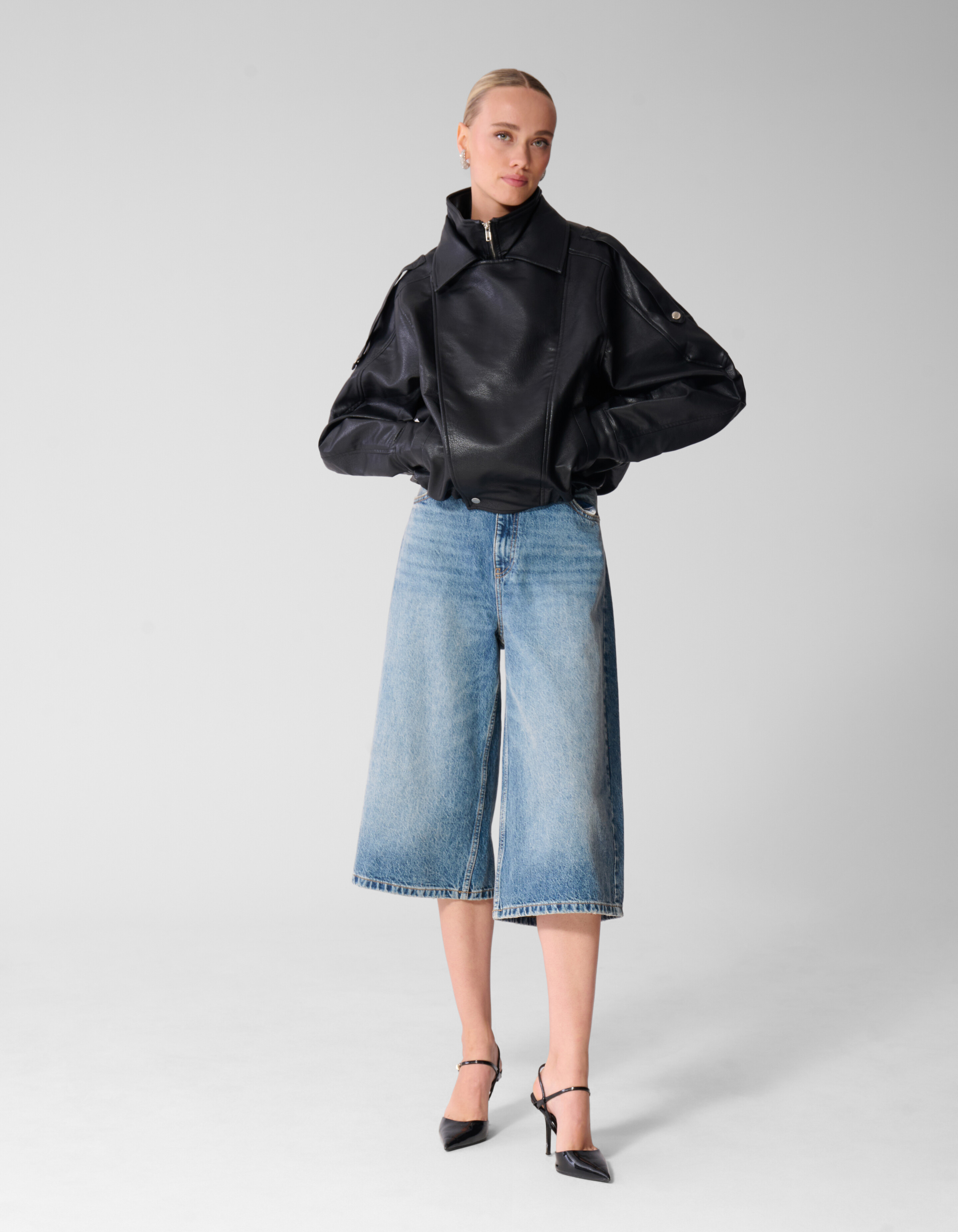 Faux Leather Funnel Neck Jacke Schwarz SHOEBY WOMEN