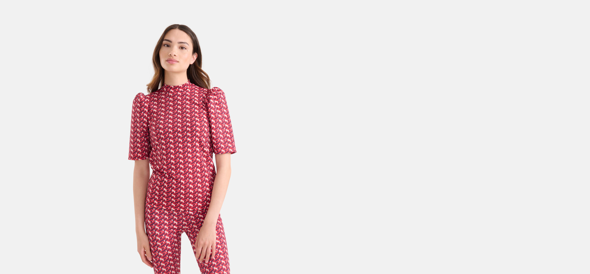Graphic Travel Top Rot SHOEBY WOMEN