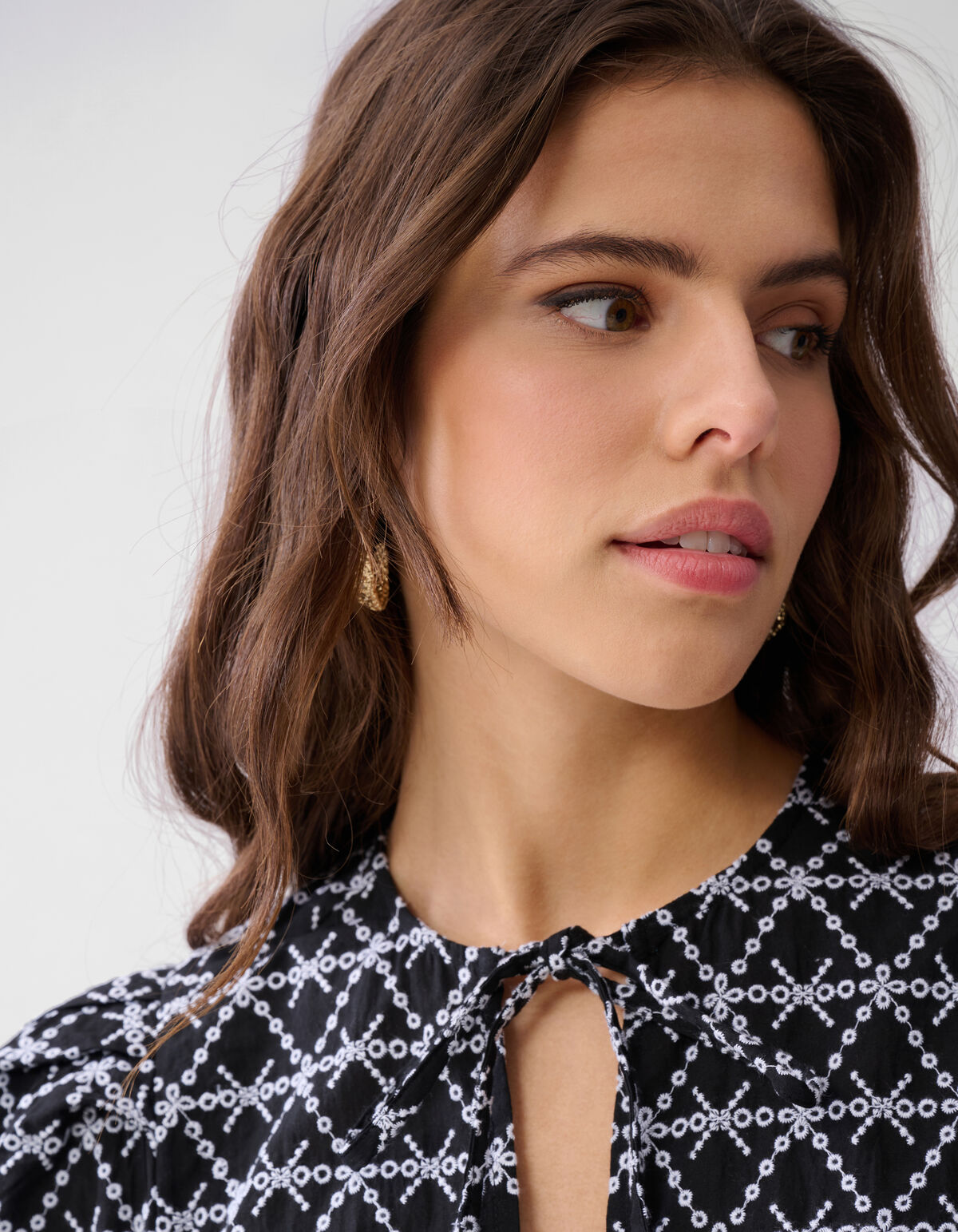 Bedruckte Schleifenbluse Schwarz/Weiß SHOEBY WOMEN