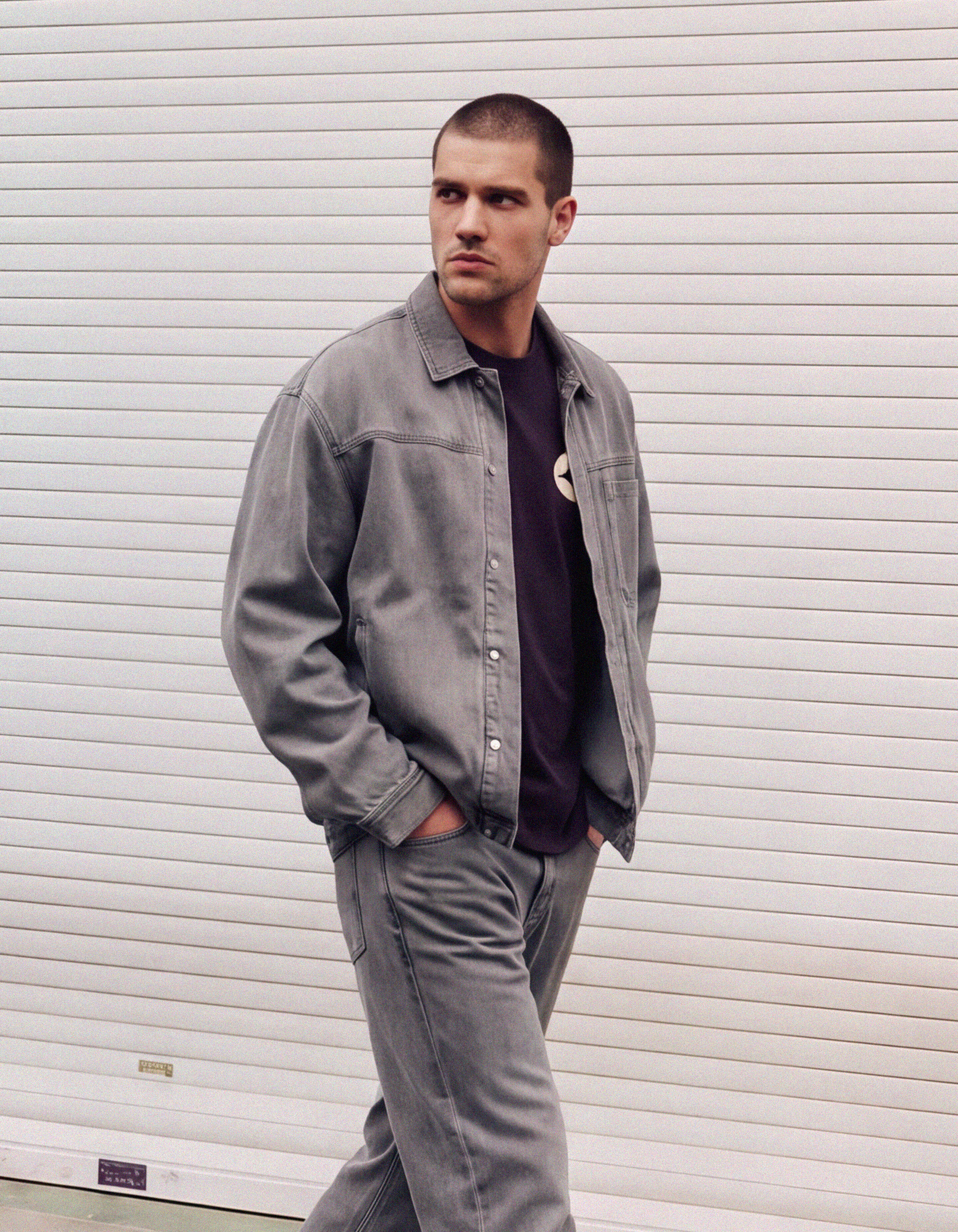 Relaxed Washed Denim Overshirt Grau SHOEBY MEN