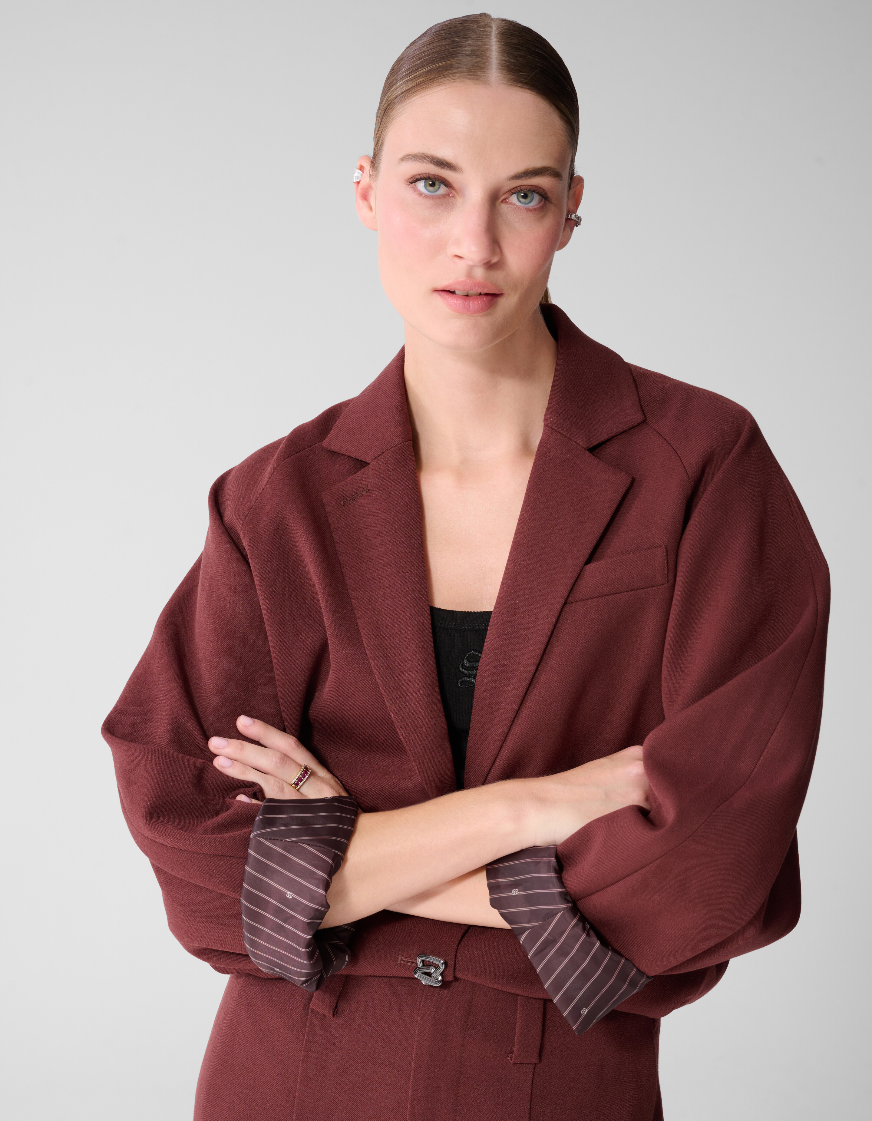 Oversized Cropped Blazer Donkerrood By Mieke SHOEBY WOMEN