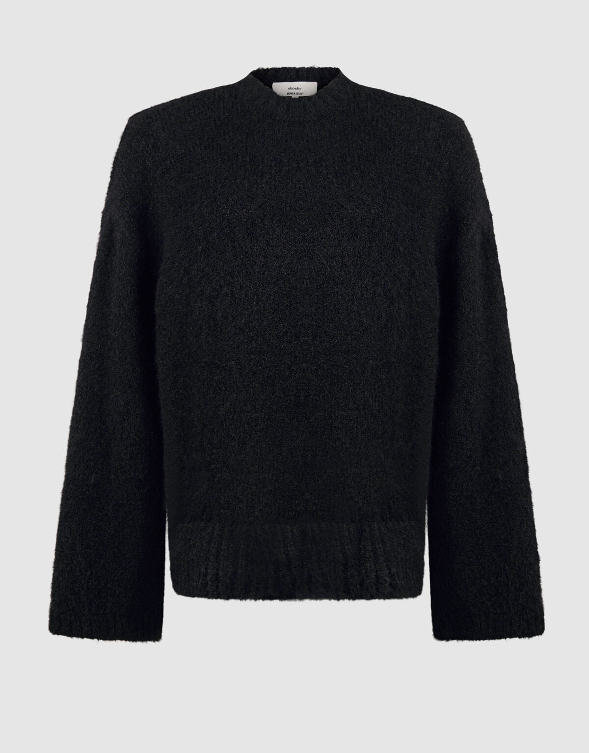 Flauschiger Oversized Pullover Schwarz von Monica SHOEBY WOMEN
