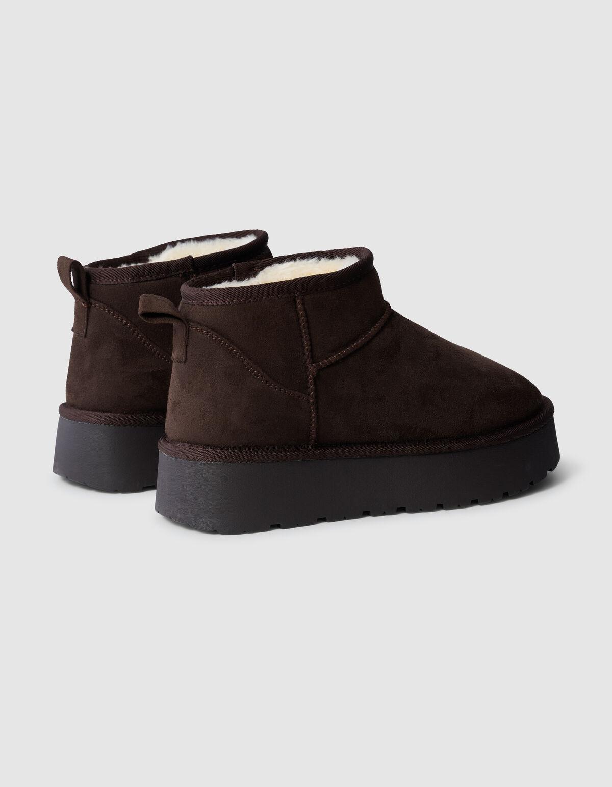 Weiche kurze Stiefel dunkelbraun SHOEBY SHOES