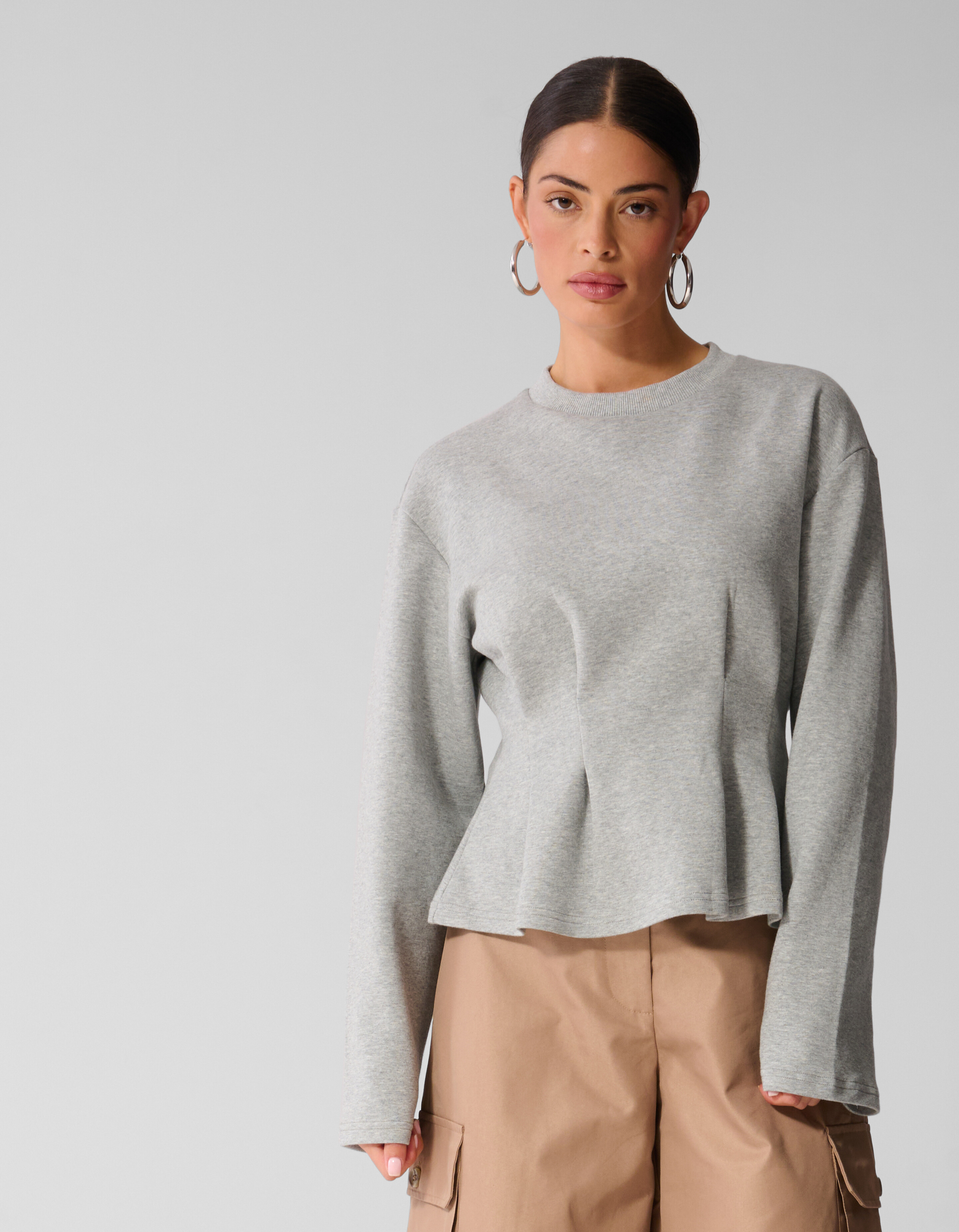 Peplum-Scuba-Langarmshirt Hellgrau SHOEBY WOMEN