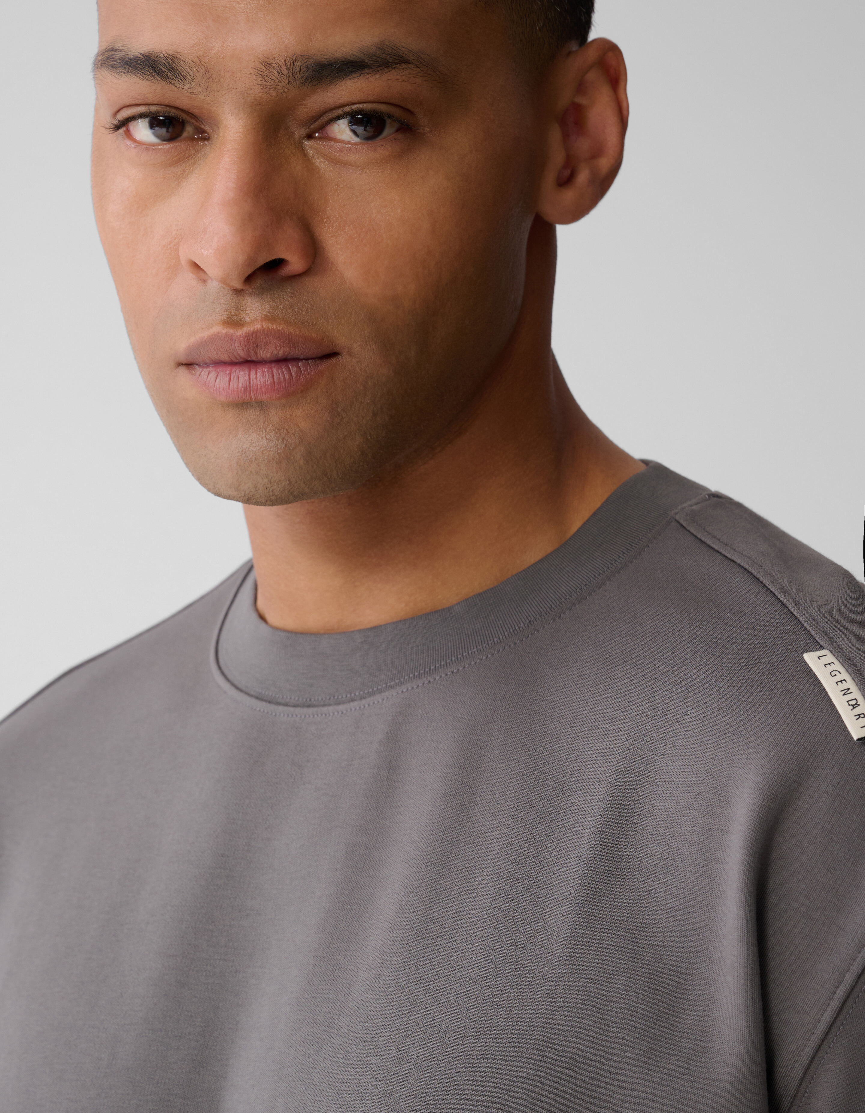 Label-T-Shirt Dunkelgrün SHOEBY MEN