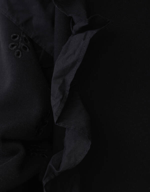 Pullover mit Rüschenstickerei Schwarz SHOEBY GIRLS