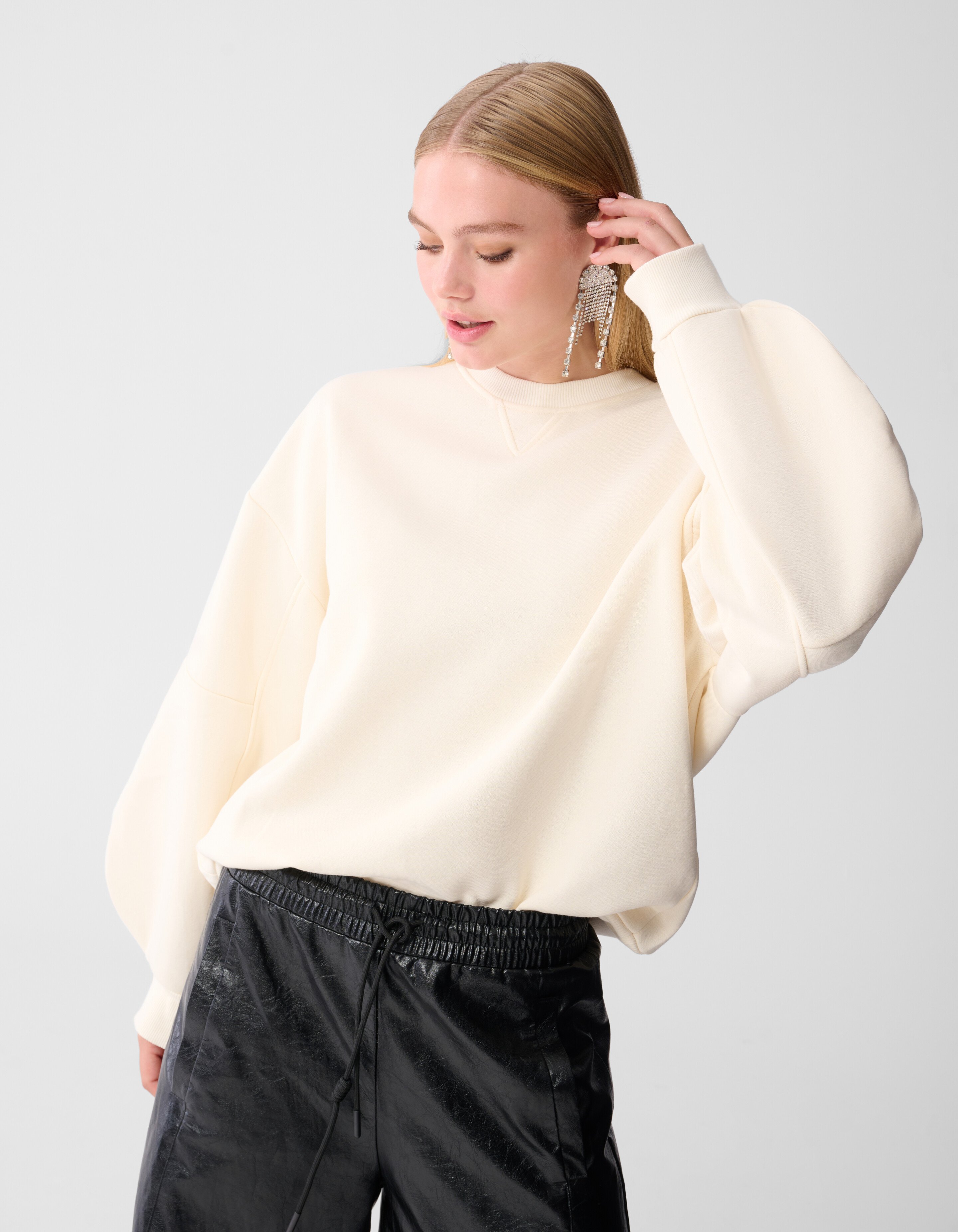 Pullover mit großen Ärmeln in Off White SHOEBY WOMEN
