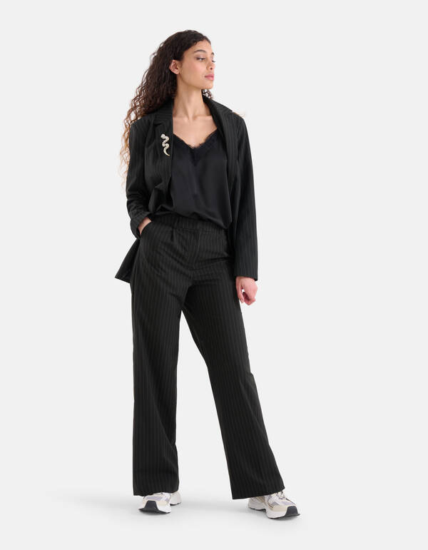 Loose Fit Hose mit Nadelstreifen Schwarz SHOEBY WOMEN