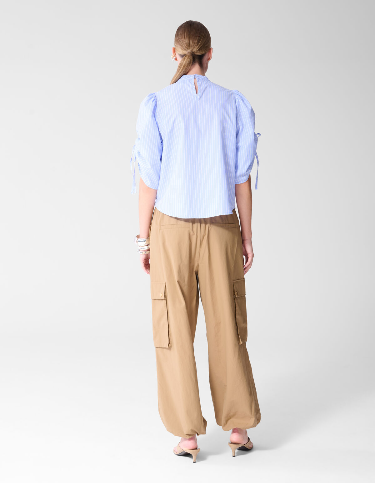 Bluse mit Nadelstreifen- und Kord&auml;rmeln Hellblau SHOEBY WOMEN