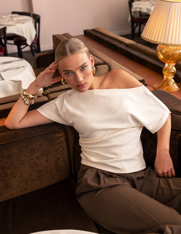 Faltenoberteil mit einer Schulter in Gebrochen Wei SHOEBY WOMEN