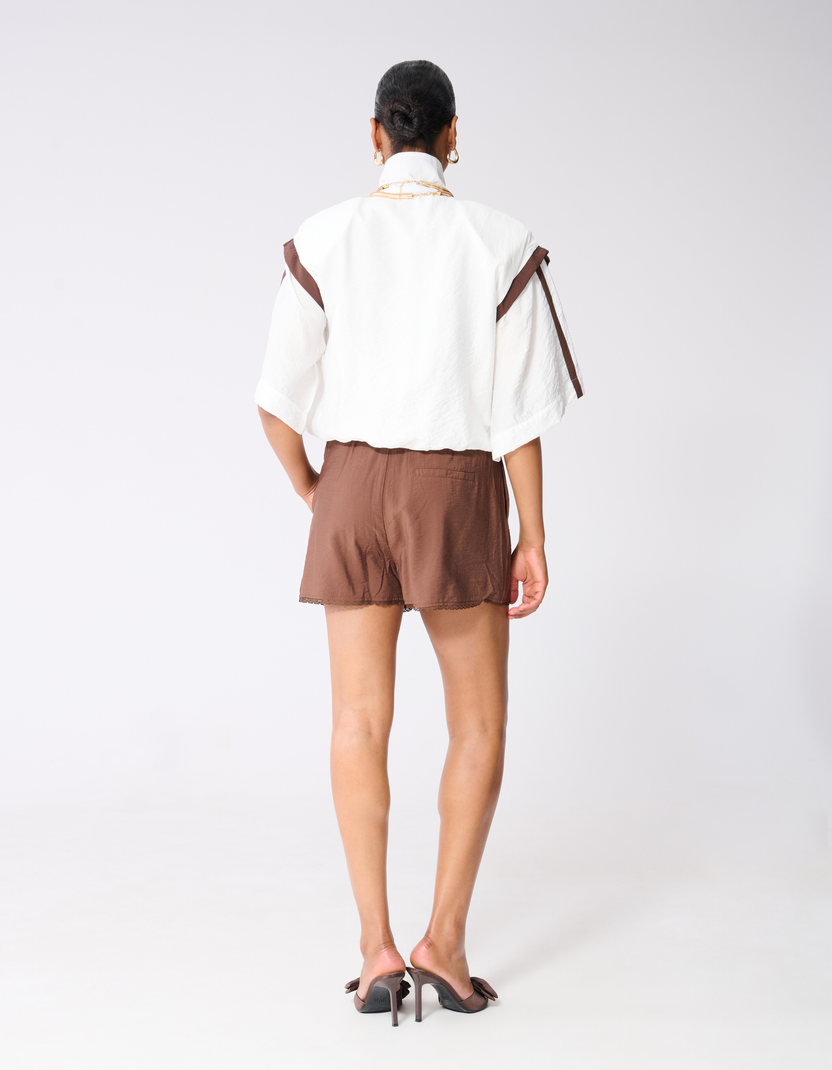 Sportliche Trainingsjacke in gebrochenem Wei&szlig; SHOEBY WOMEN