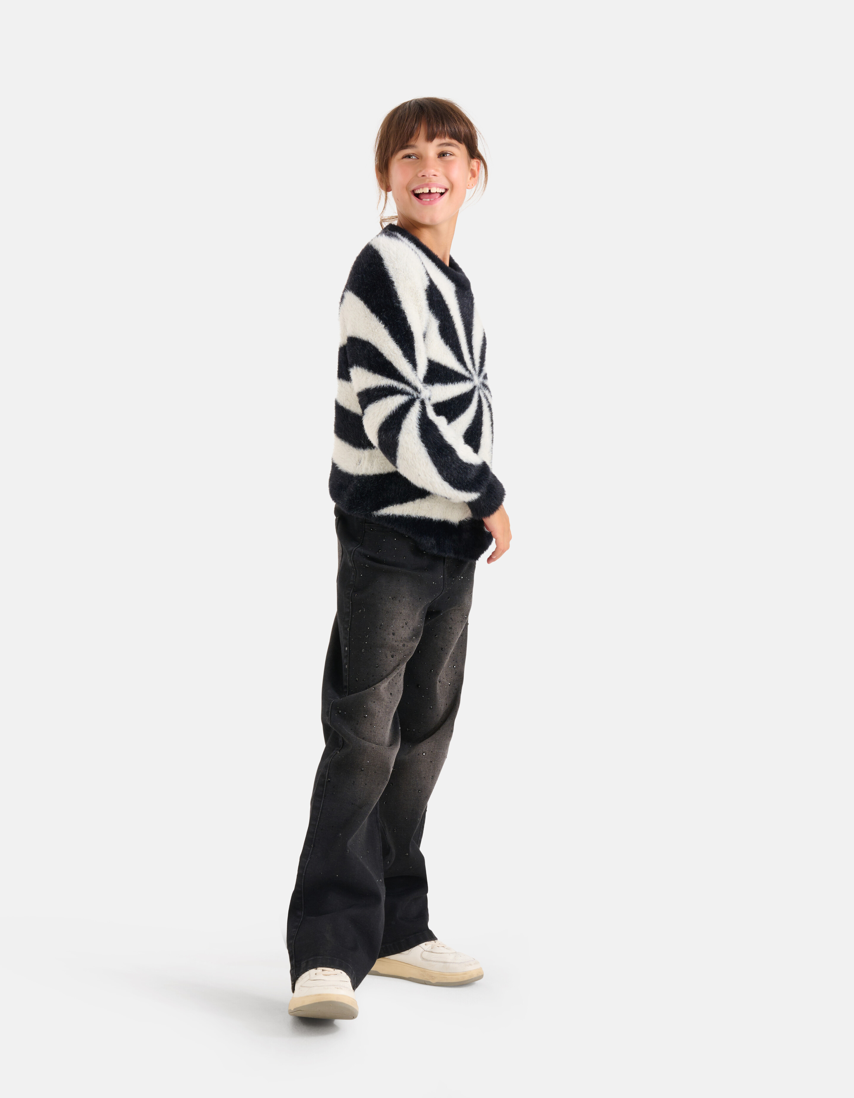 Bedruckter weicher Pullover Schwarz/Weiß SHOEBY GIRLS