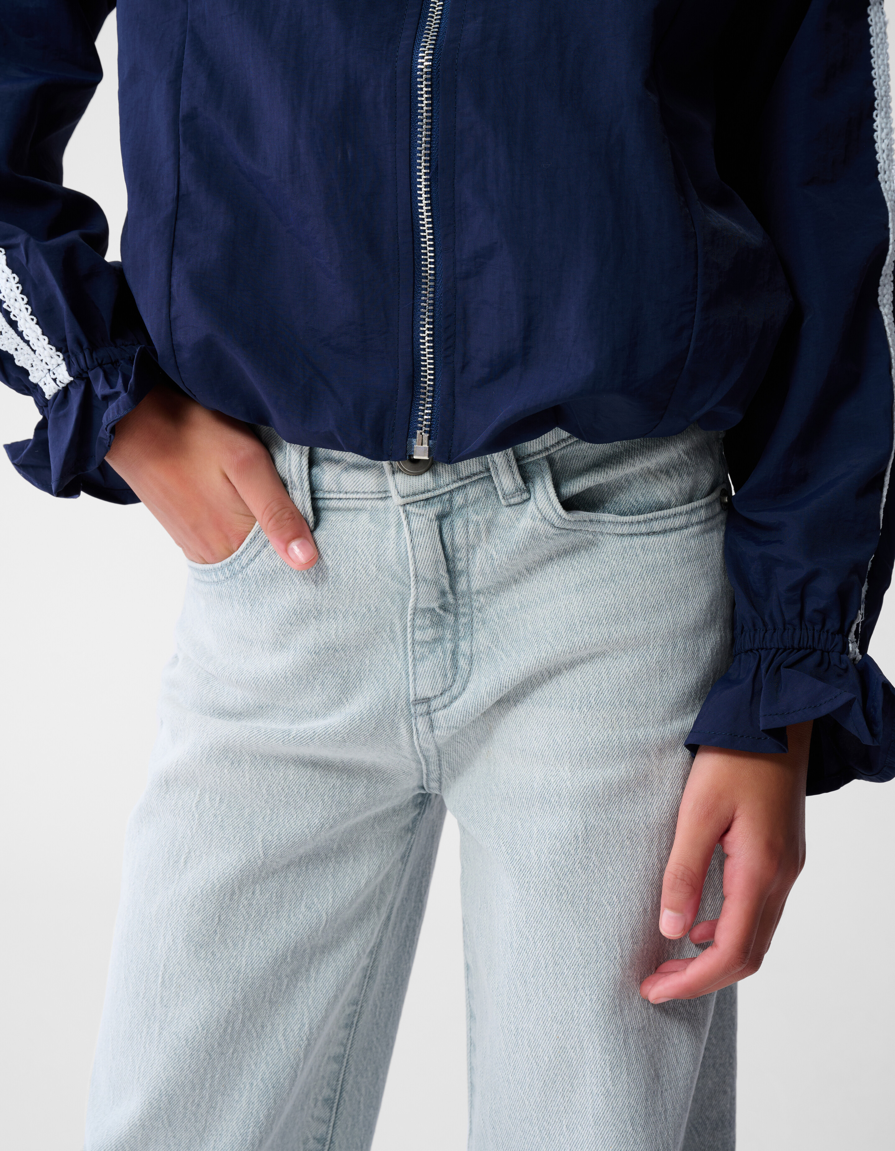 Weite Jeans in Hellgrau SHOEBY GIRLS