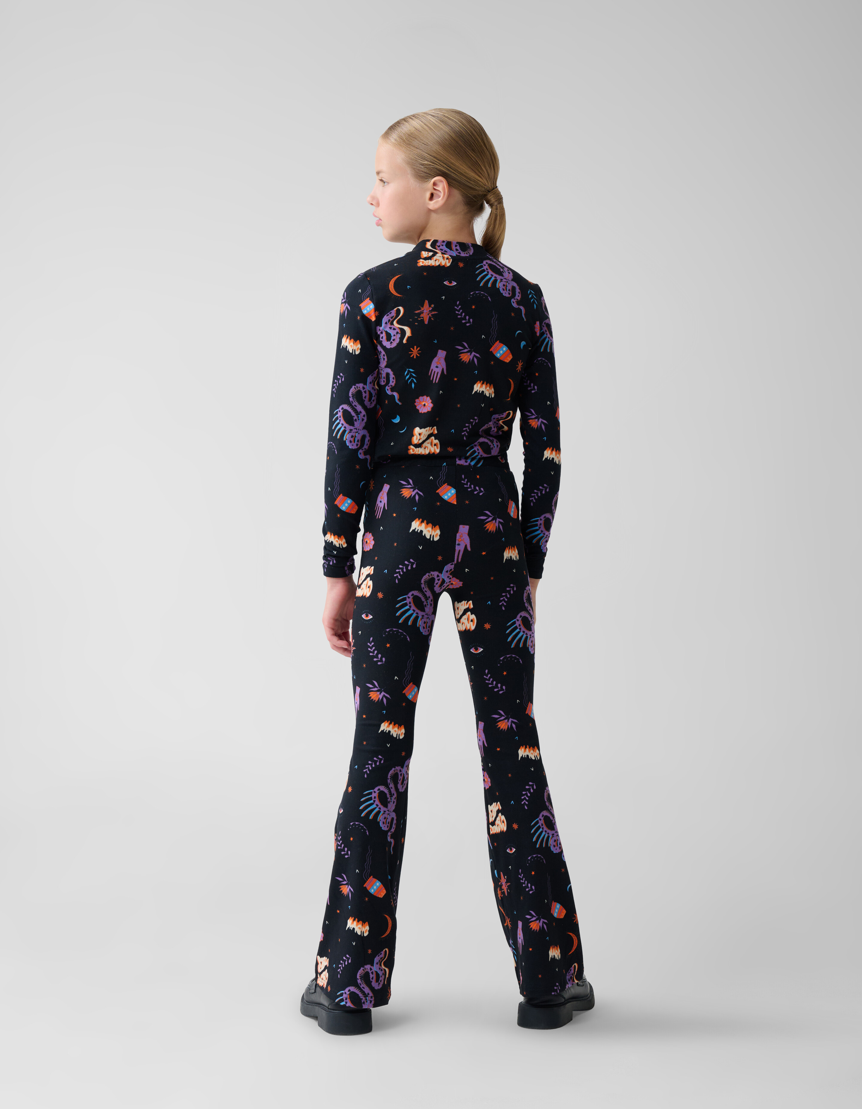 Bedruckte Flared Leggings Schwarz SHOEBY GIRLS