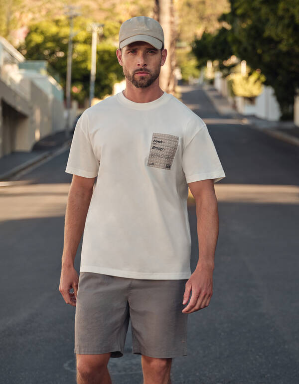 Genähtes Kunstwerk T-shirt Gebroken Wit SHOEBY MEN