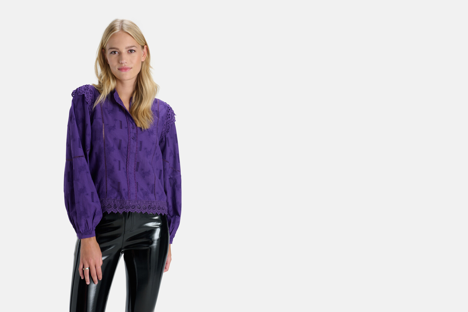 Spitzenbluse By Nicolette SHOEBY WOMEN