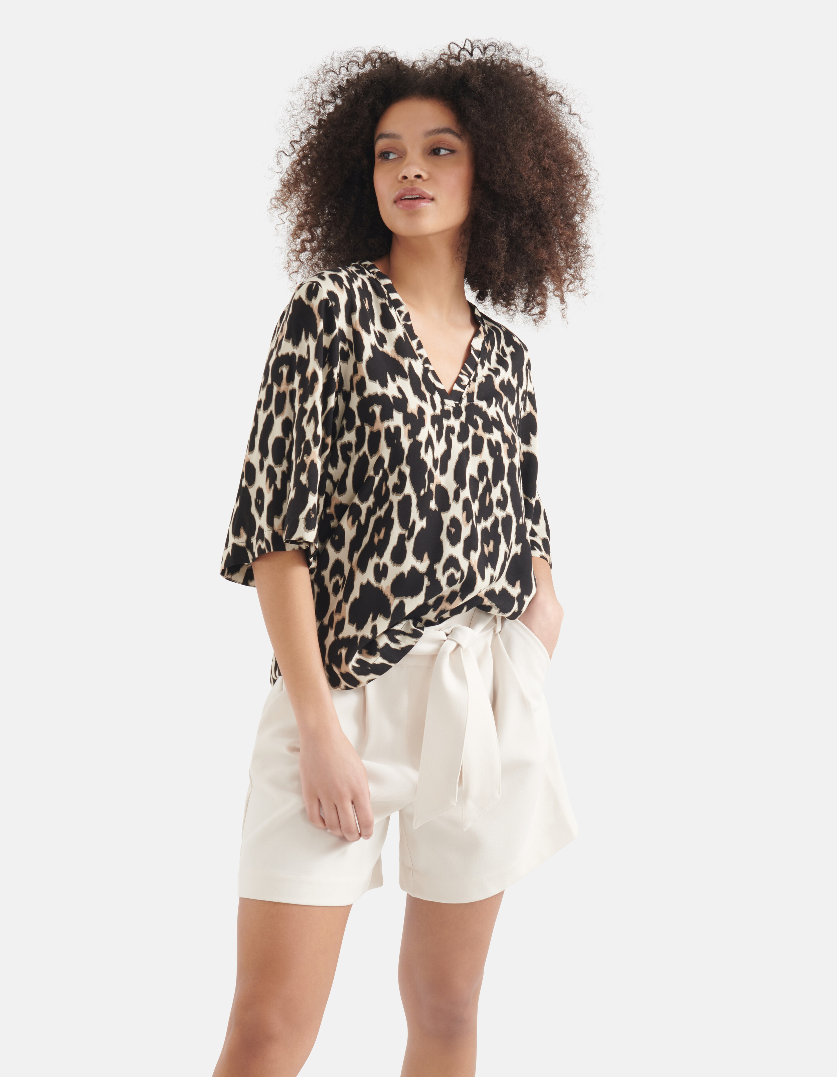 Leopard V-Ausschnitt Top Braun SHOEBY WOMEN
