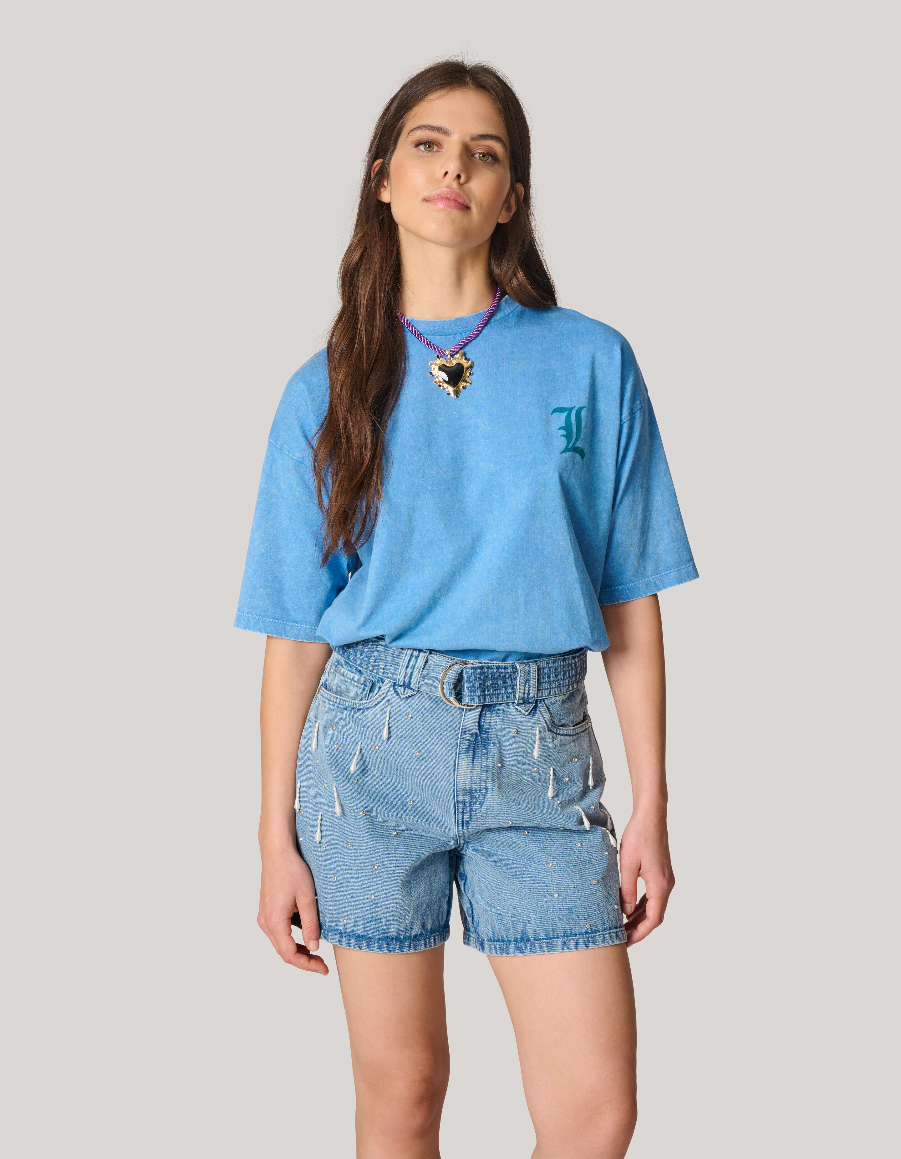 Verzierte Denim-Shorts von Lizzy SHOEBY WOMEN